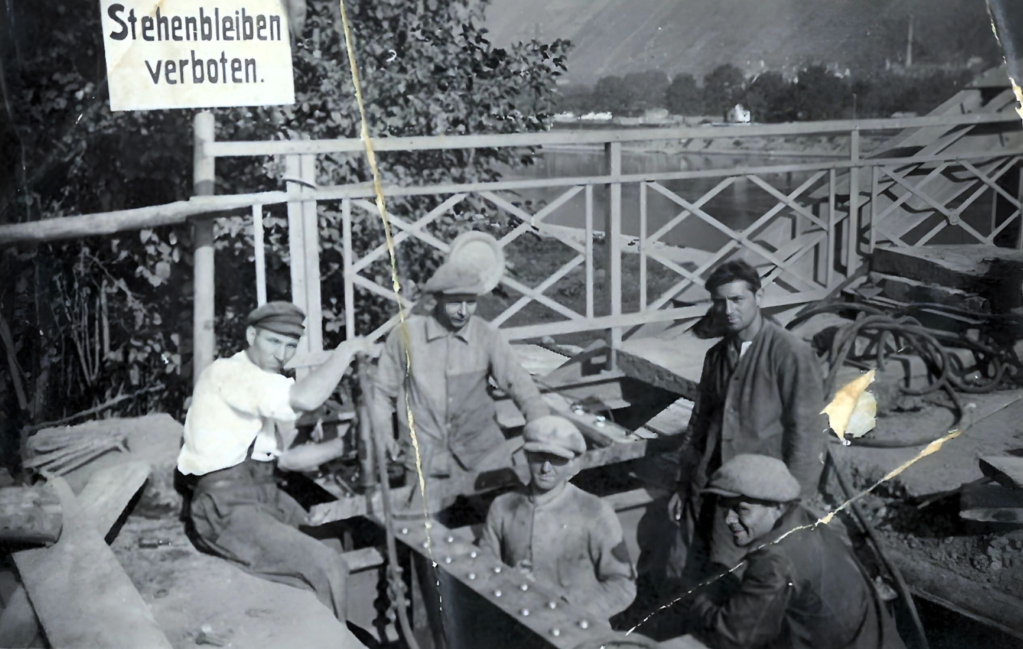 Reparaturarbeiten an der Mainbrücke 1938