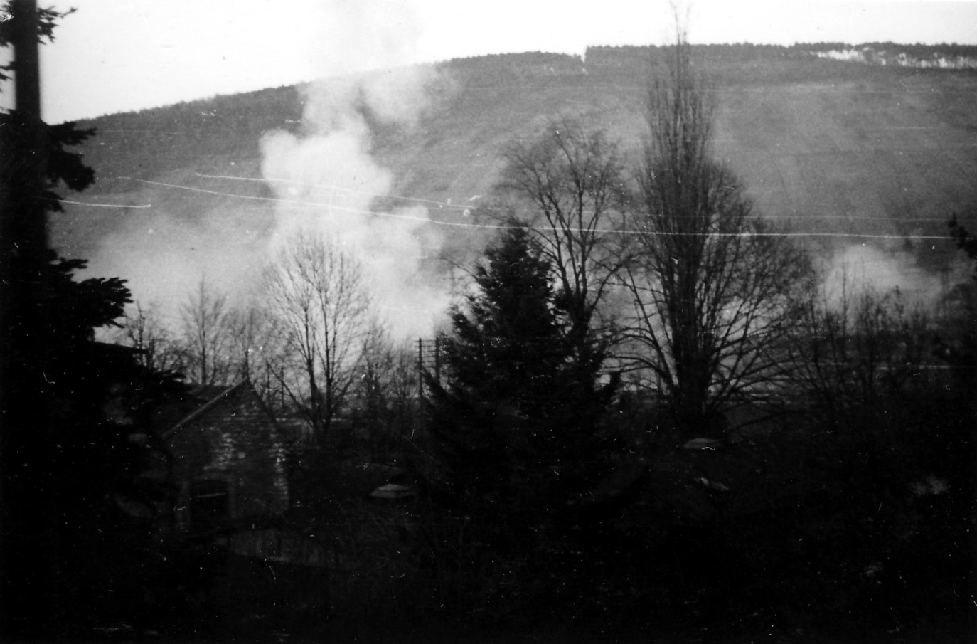 26. März 1945: Die alte Mainbrücke wird gesprengt