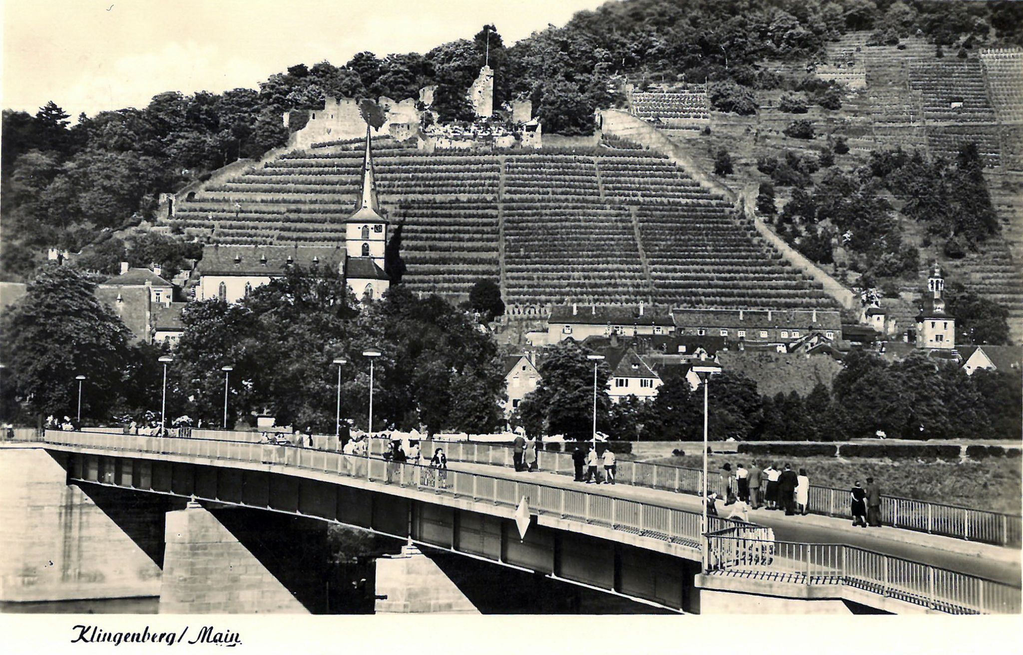 Die Mainbrücke 1951