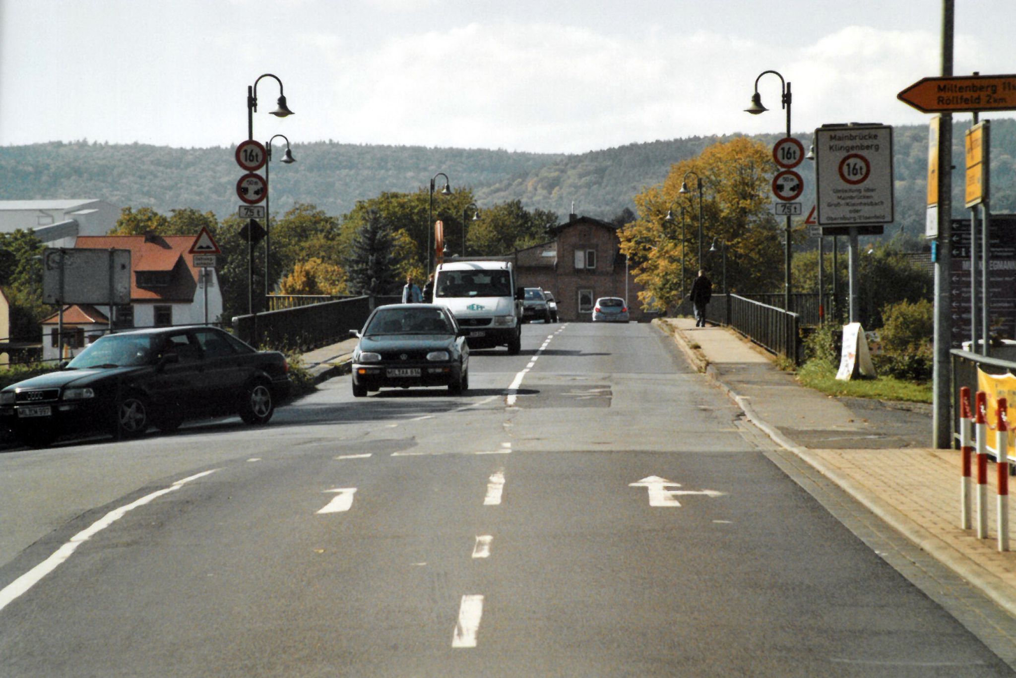 Die Mainbrücke im Jahr 2008