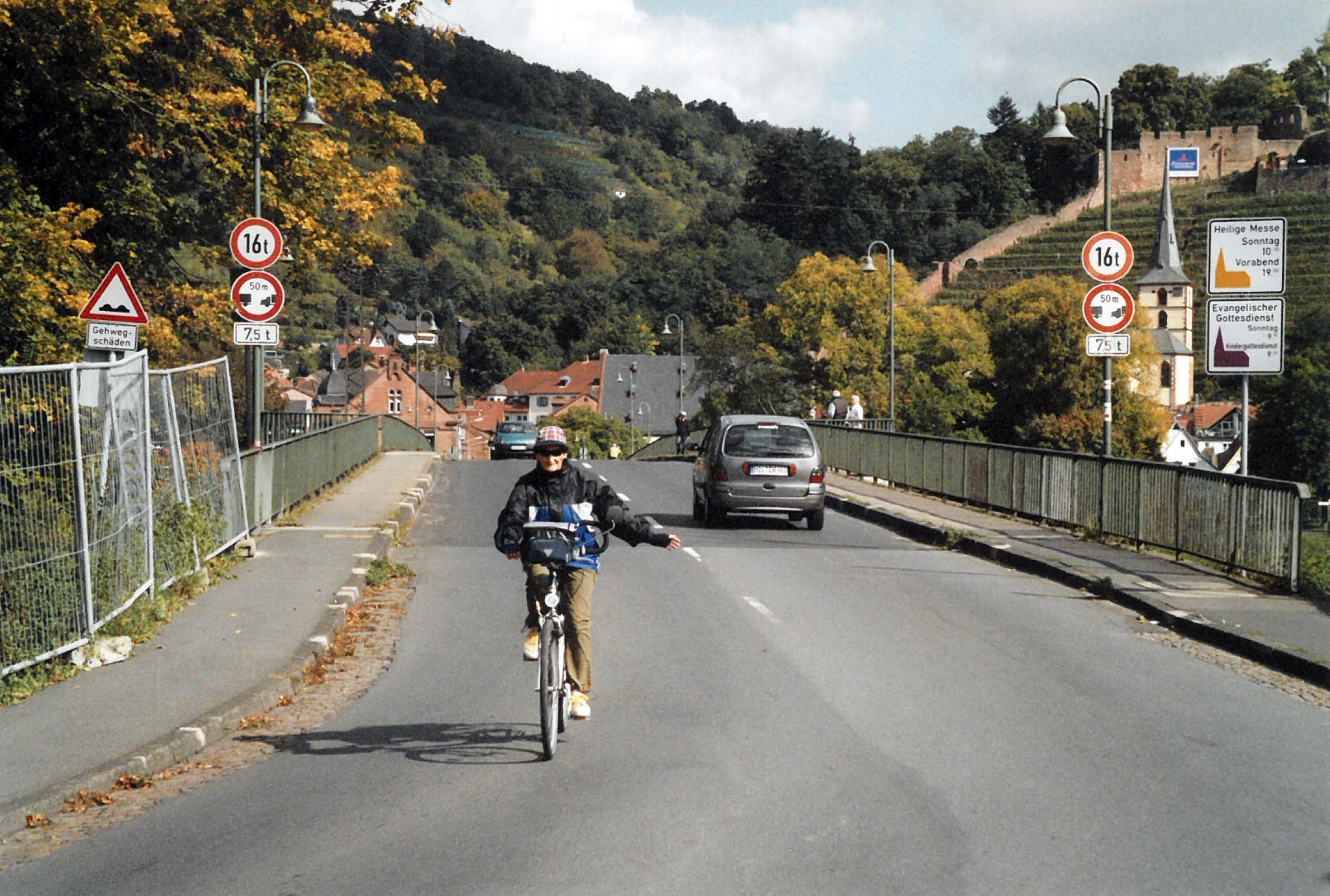 Die Mainbrücke im Jahr 2008