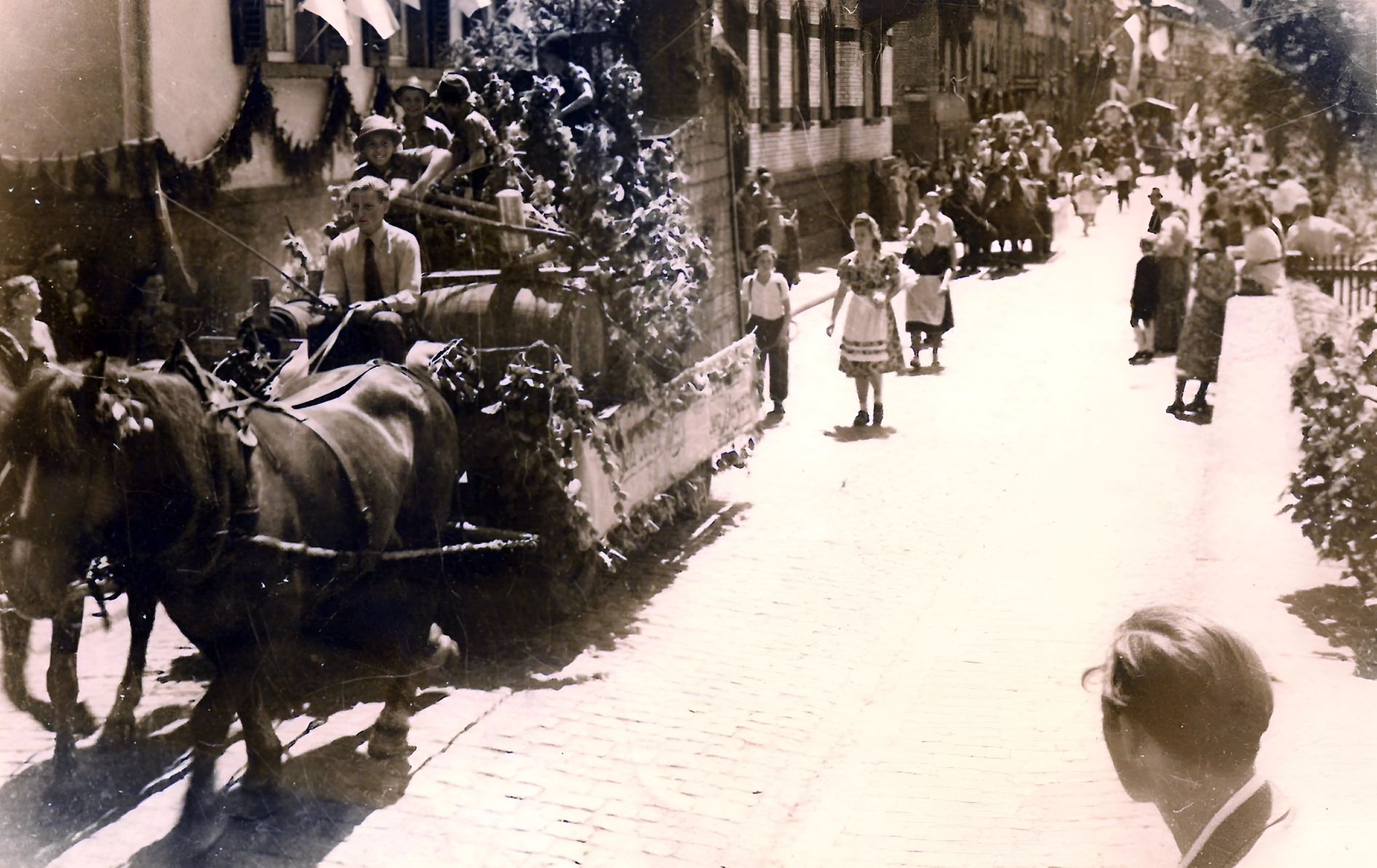 Festwagen in der Wilhelmstraße