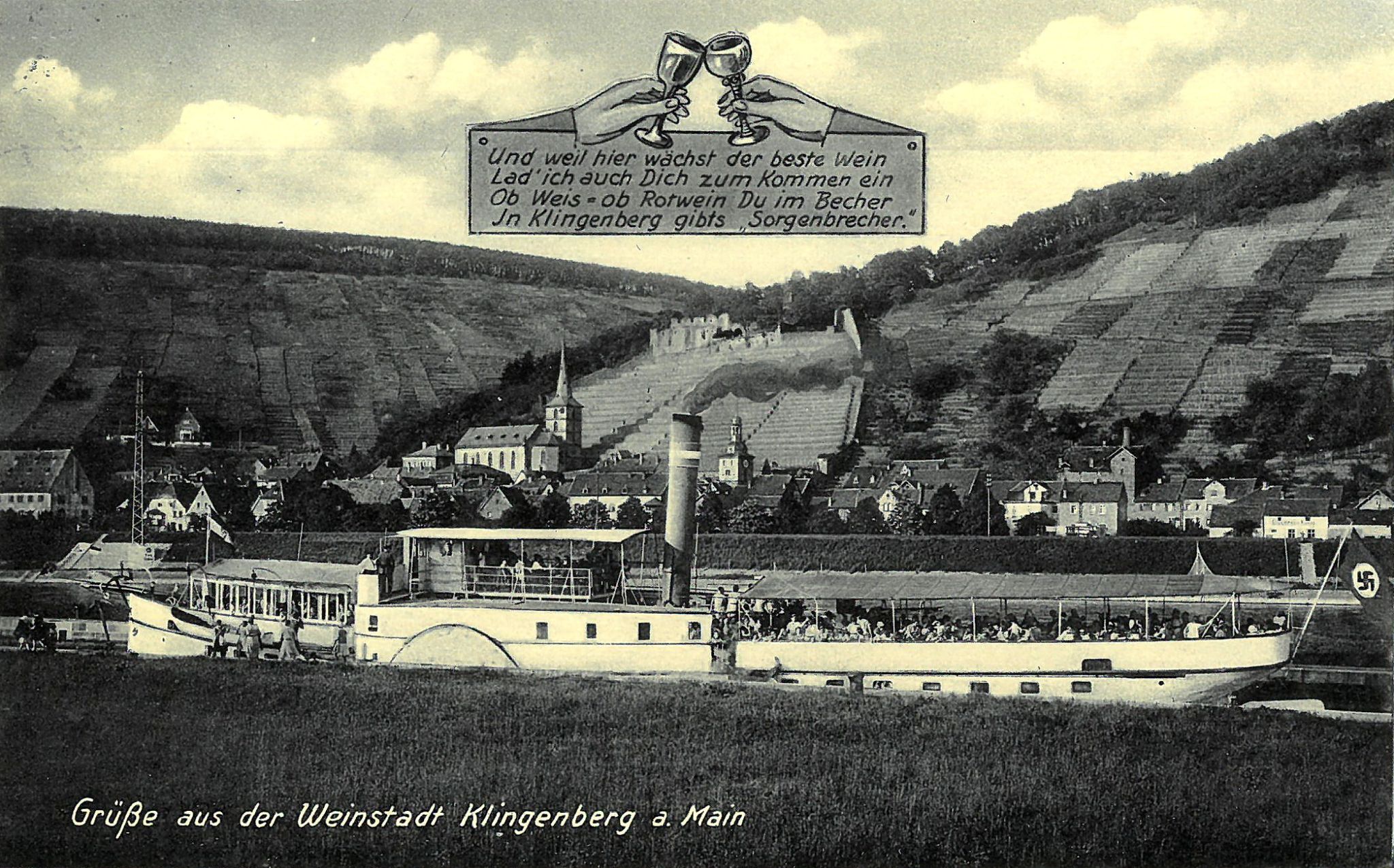 Raddampfer in der Klingenberger Schleusenkammer um 1939