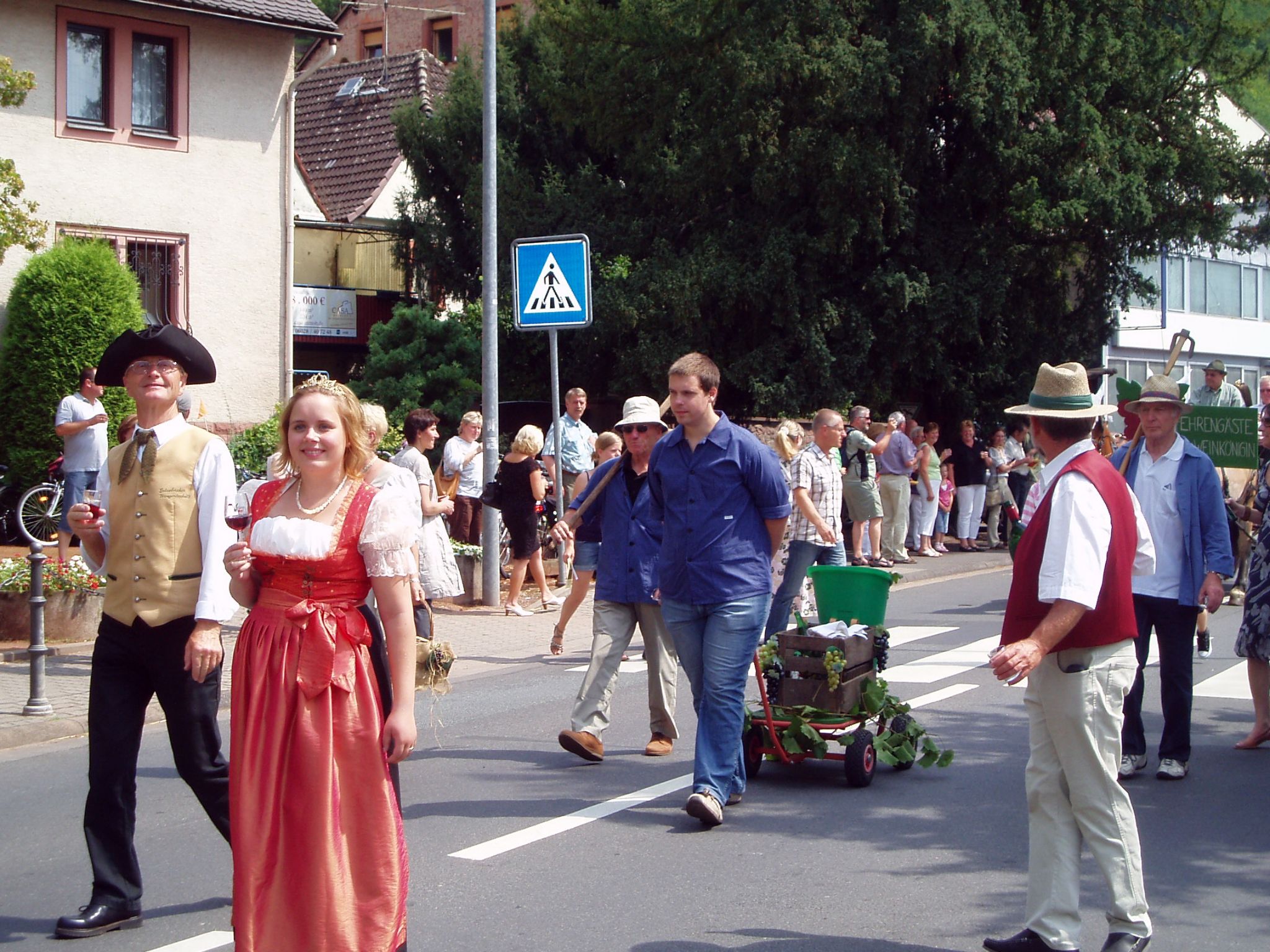 Jubiläumsfestzug 100 Jahre Weinbauverein