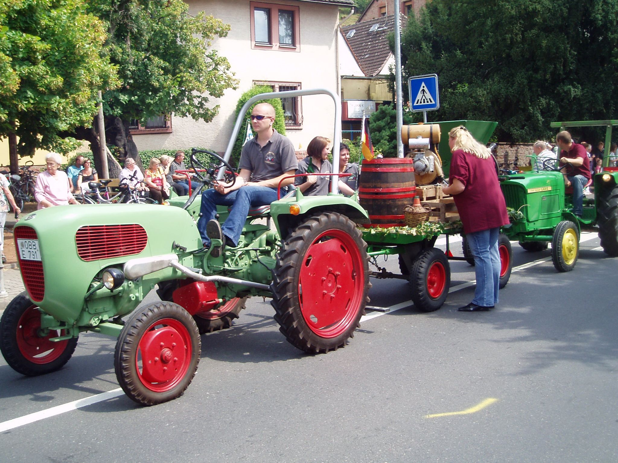 Jubiläumsfestzug 100 Jahre Weinbauverein