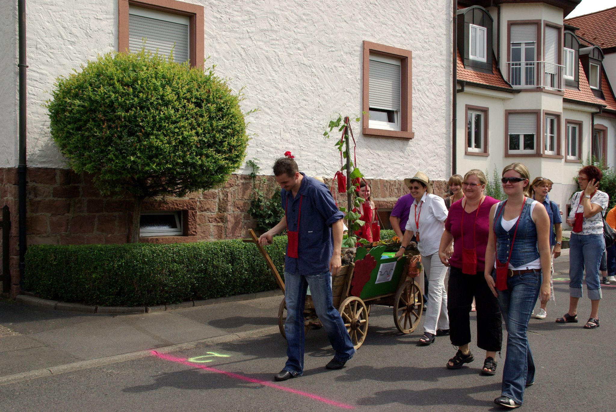 Jubiläumsfestzug 100 Jahre Weinbauverein