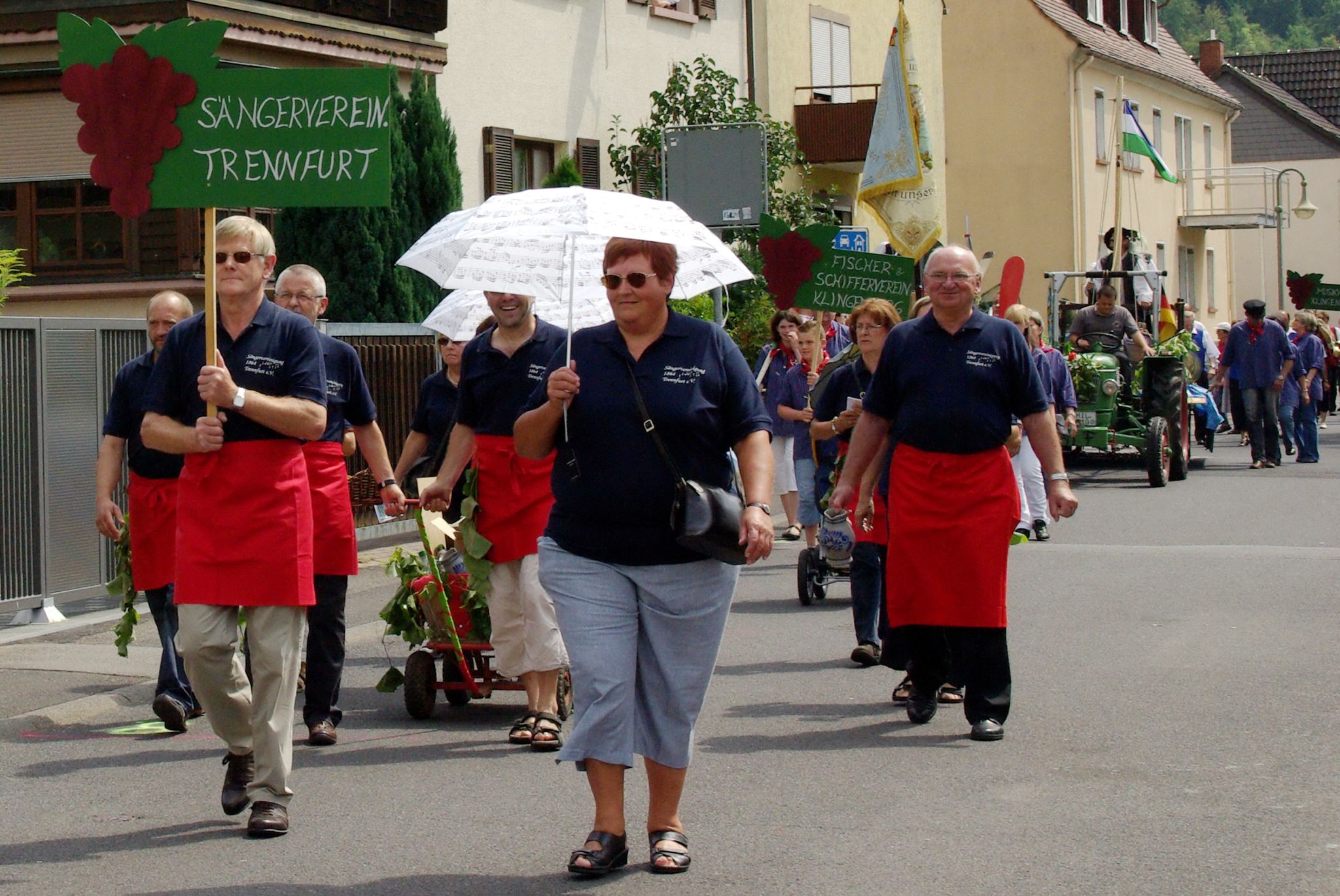 Jubiläumsfestzug 100 Jahre Weinbauverein