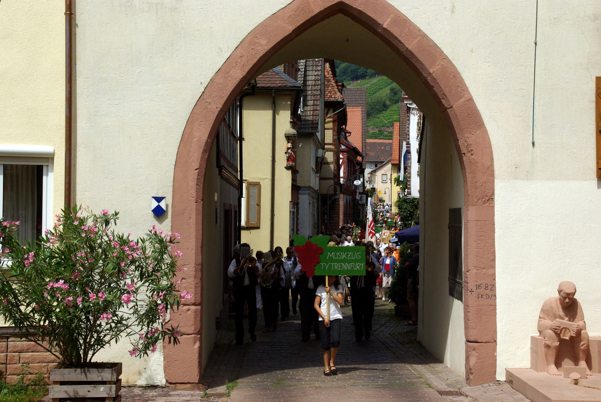Jubiläumsfestzug 100 Jahre Weinbauverein