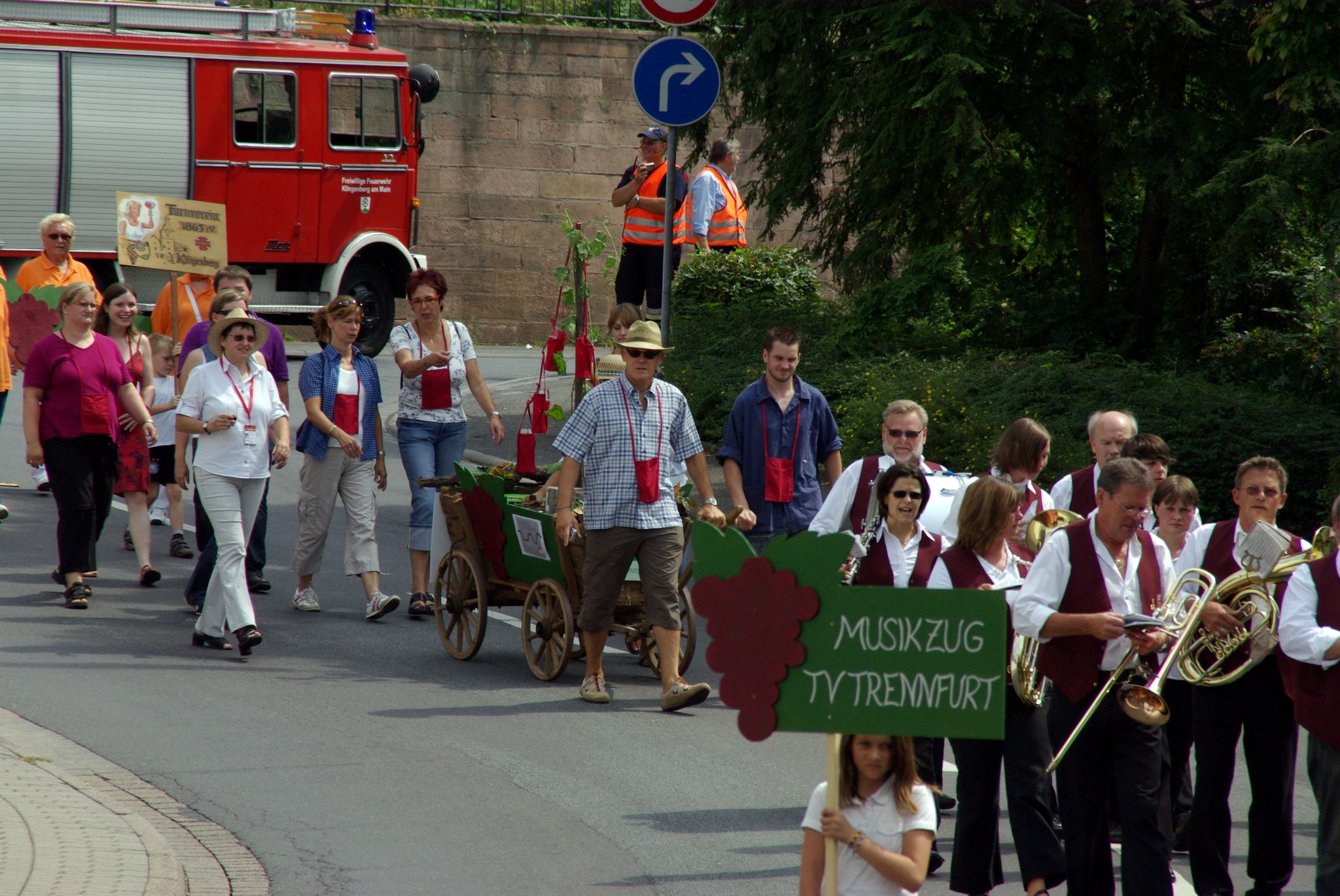 Jubiläumsfestzug 100 Jahre Weinbauverein