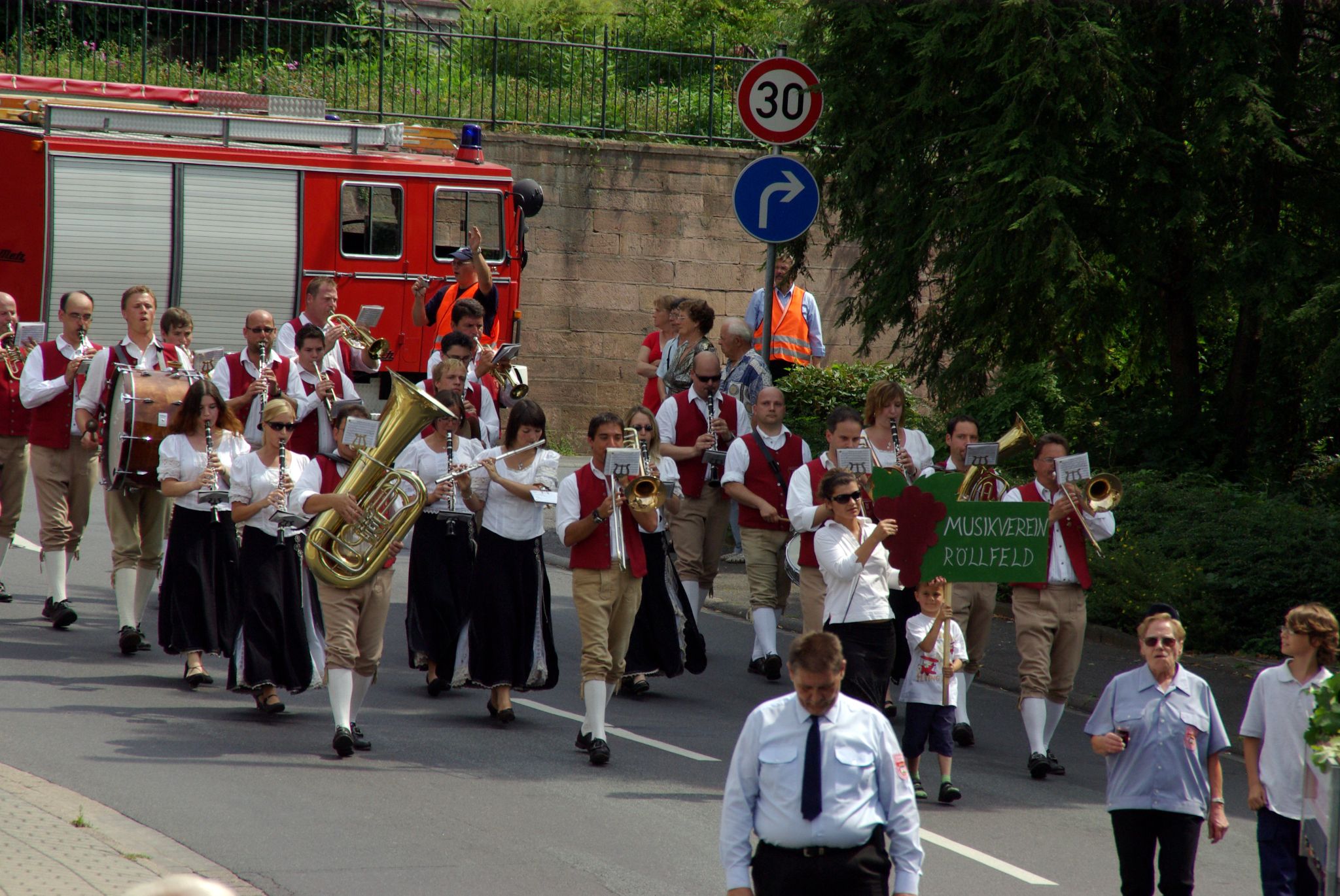 Jubiläumsfestzug 100 Jahre Weinbauverein