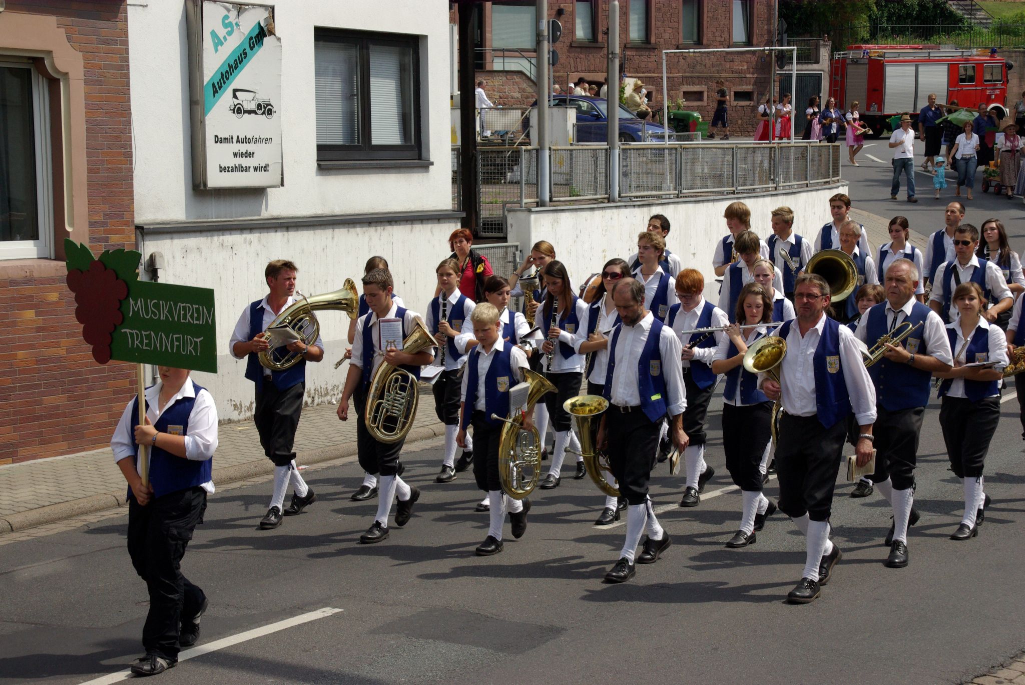 Jubiläumsfestzug 100 Jahre Weinbauverein