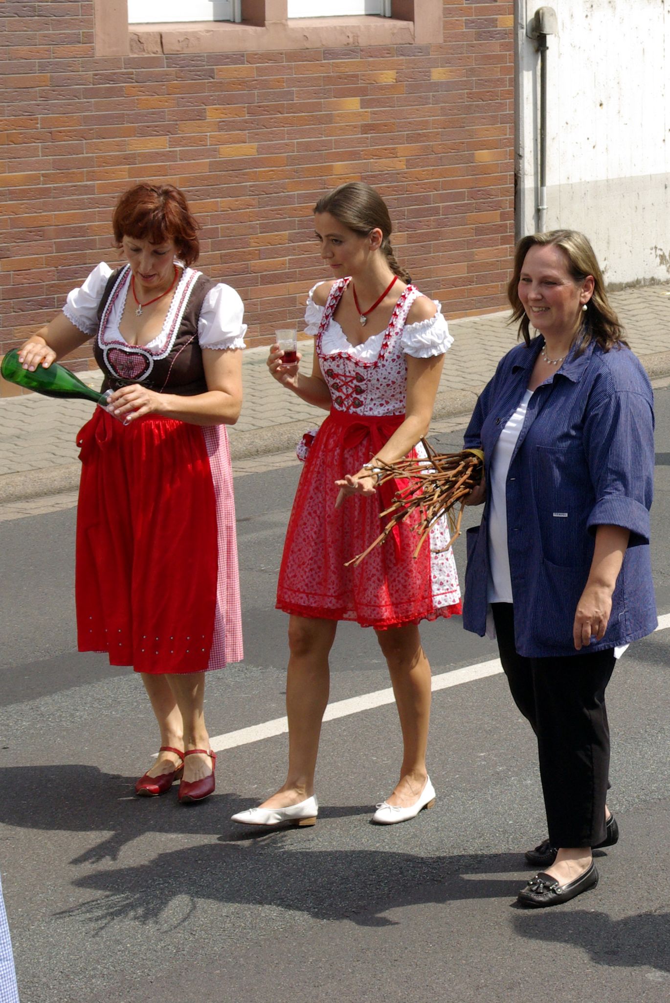 Jubiläumsfestzug 100 Jahre Weinbauverein