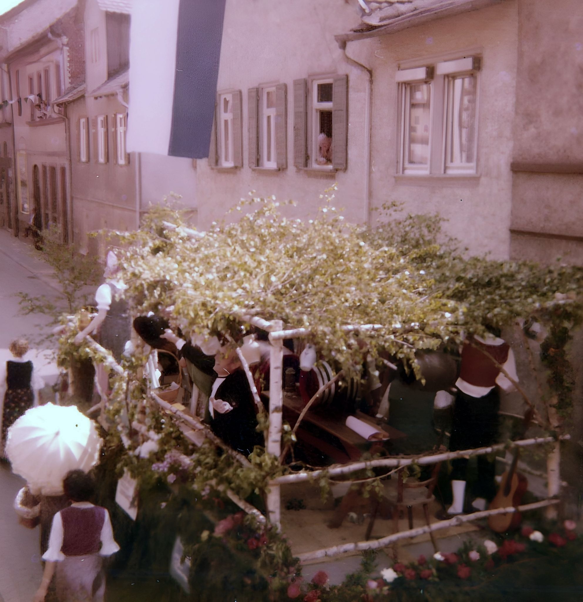 Festwagen in der Wilhelnstraße