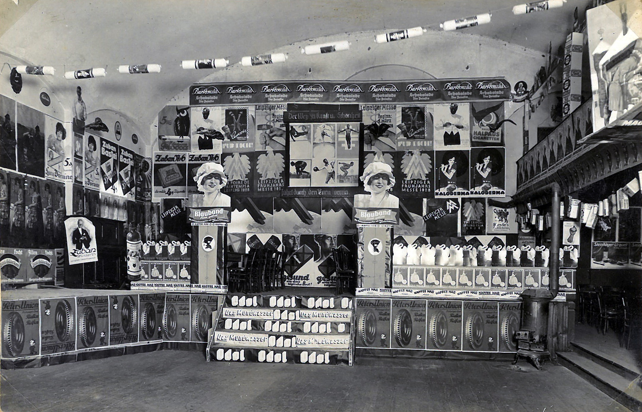 Die Bühne für den Reklameball des Turnvereins 1951