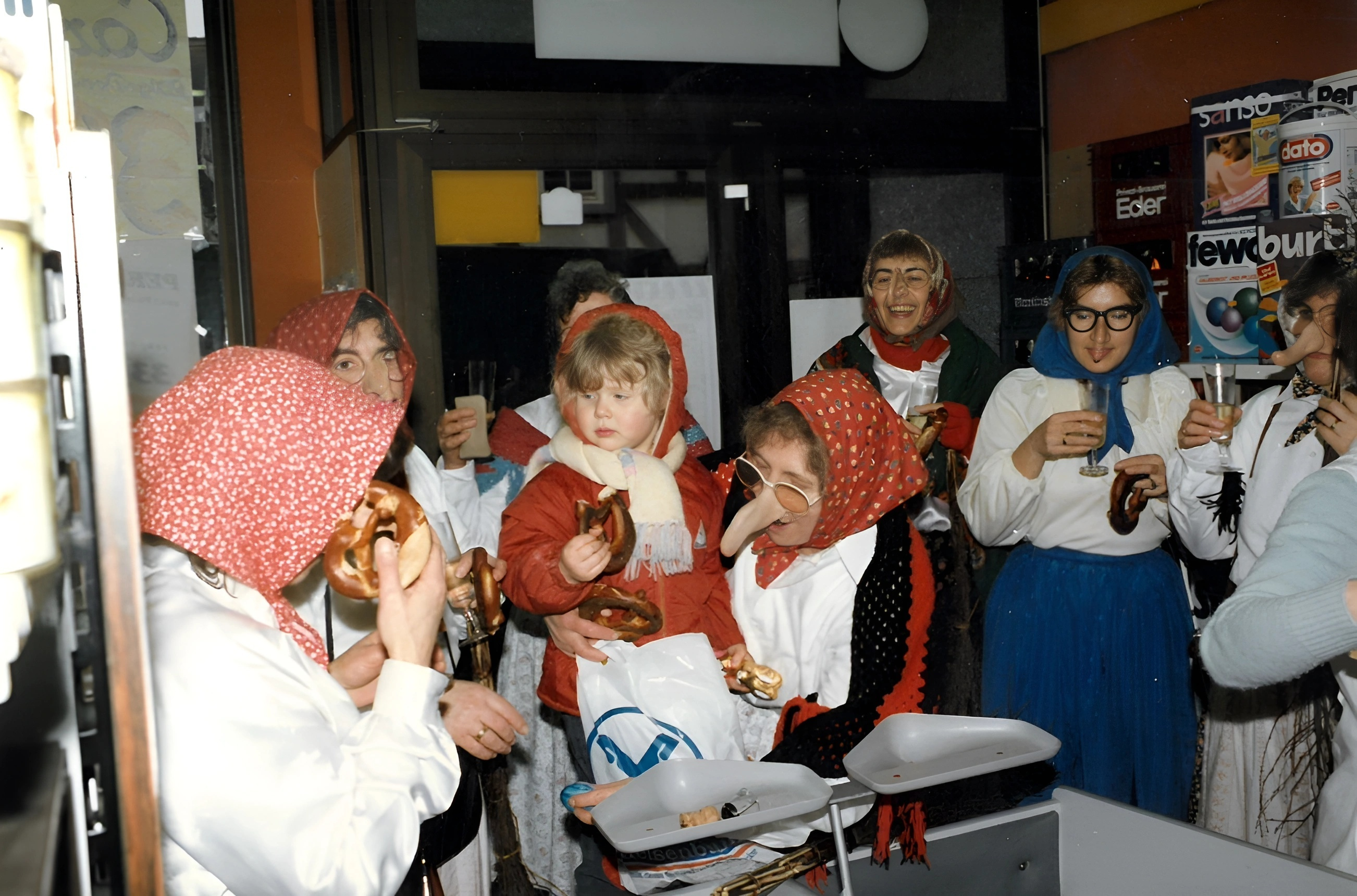 Die Mittwochsturnerinnen am Rosenmontag 1986