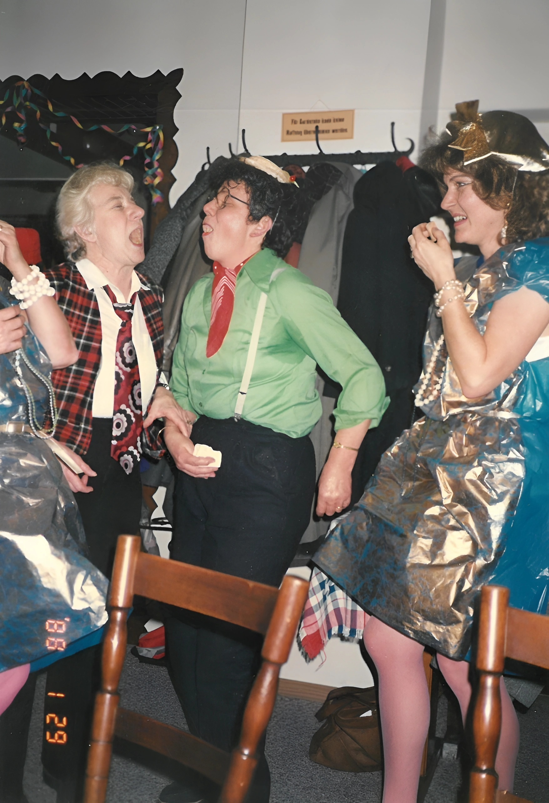 Die Mittwochsturnerinnen an Fasching 1988