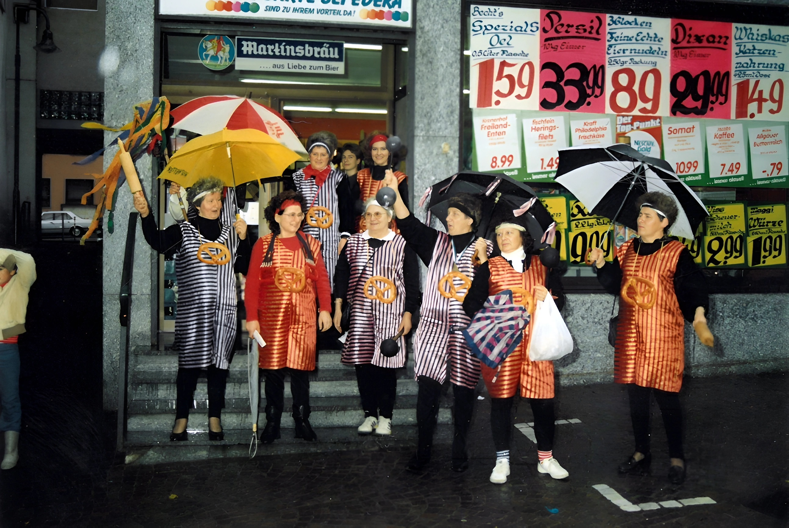 Die Mittwochsturnerinnen am Rosenmontag 1989