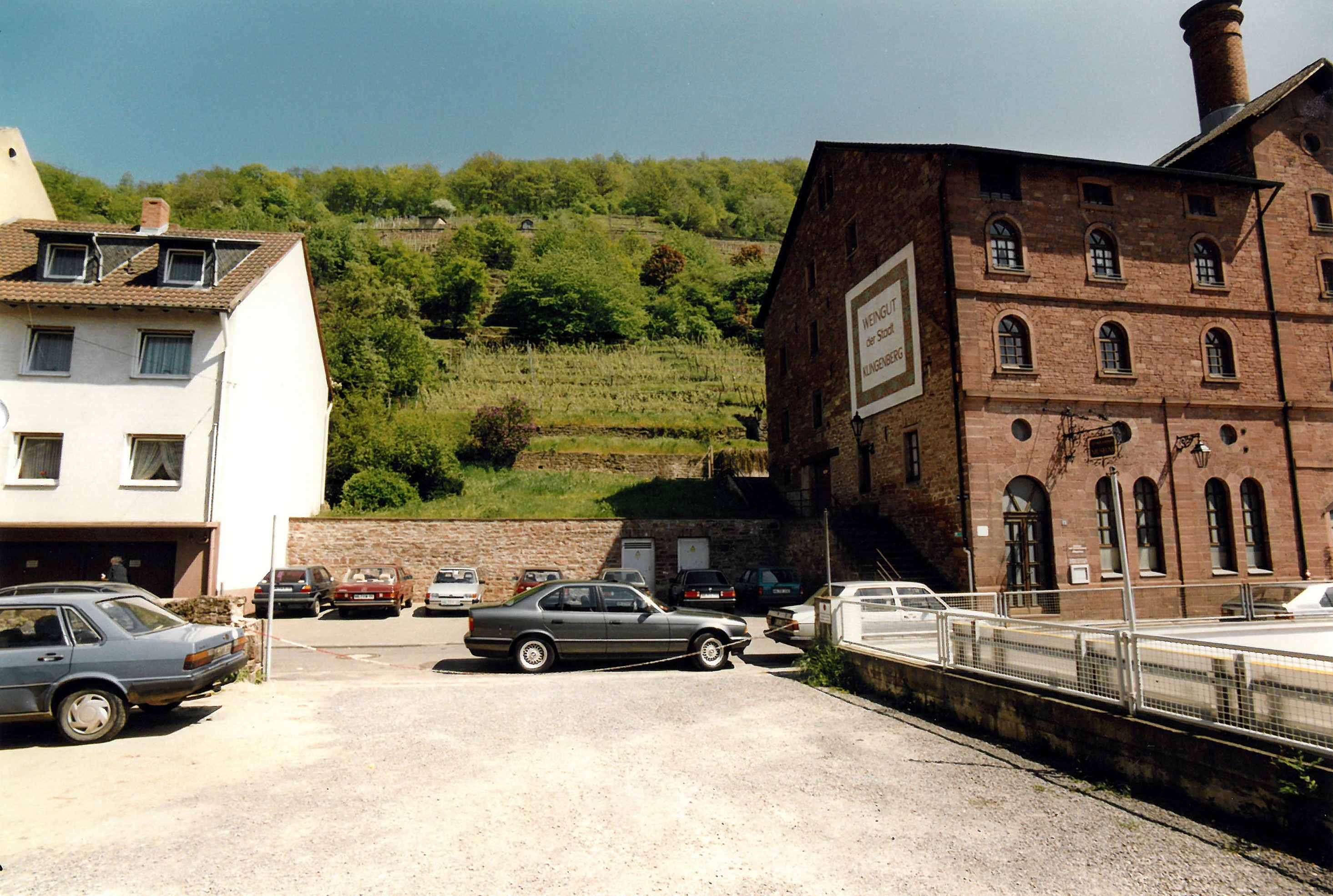 Werbetafel des Weingutes der Stadt Klingenberg