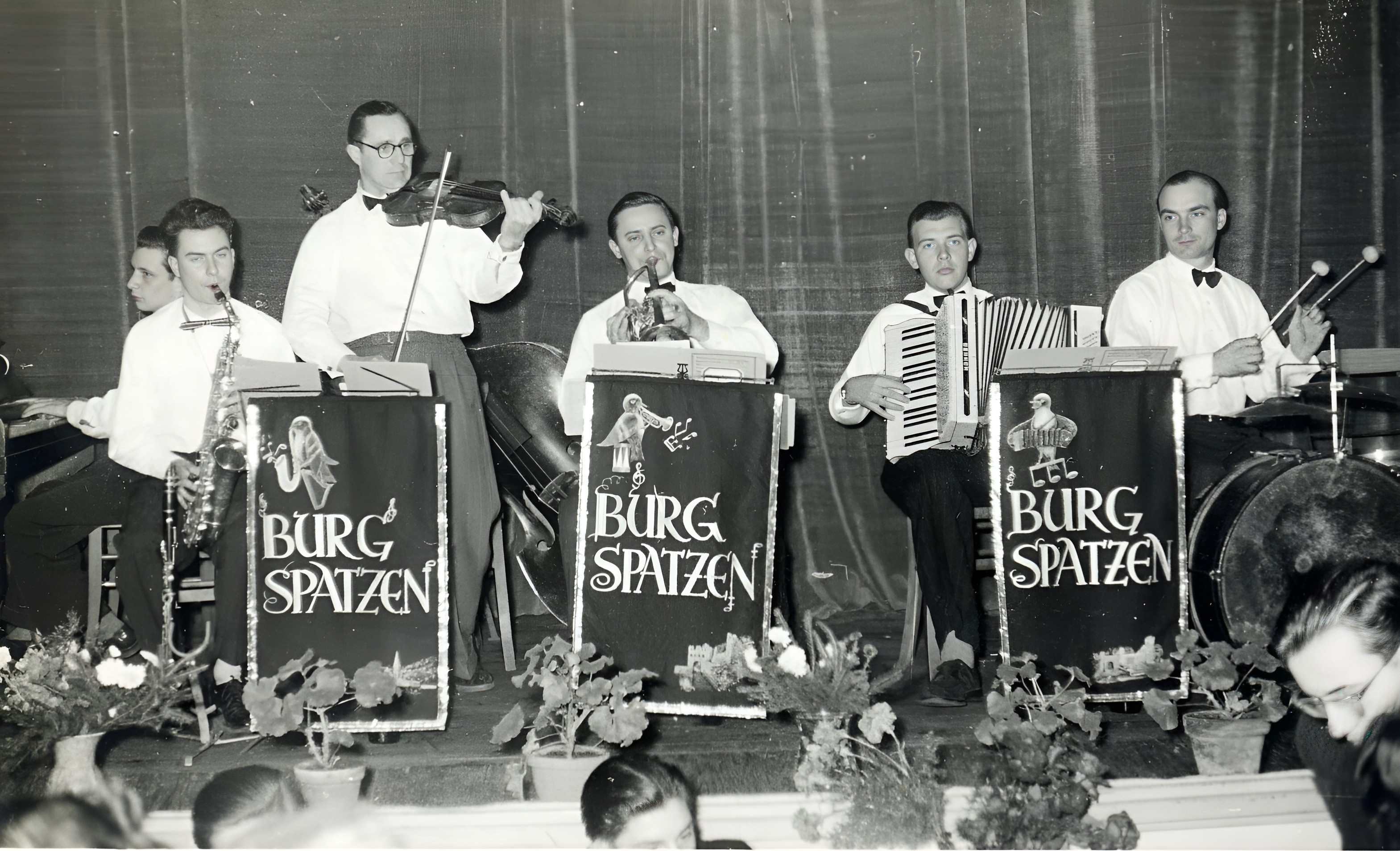 Die Burgspatzen - Klingenbergs beliebteste Tanzkapelle in den 1950er Jahren