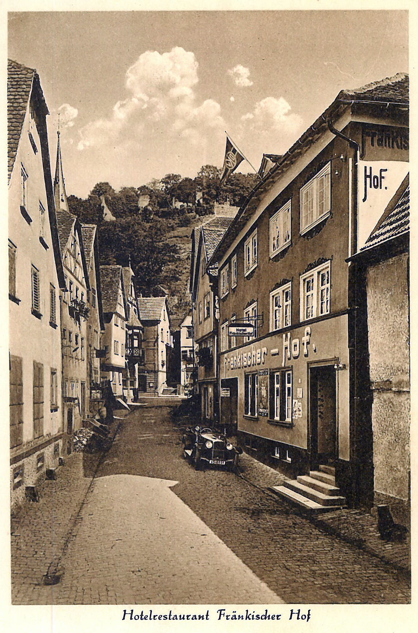 Faltansichtskarte: Die Lindenstraße mit dem Fränkischen Hof ca. 1930