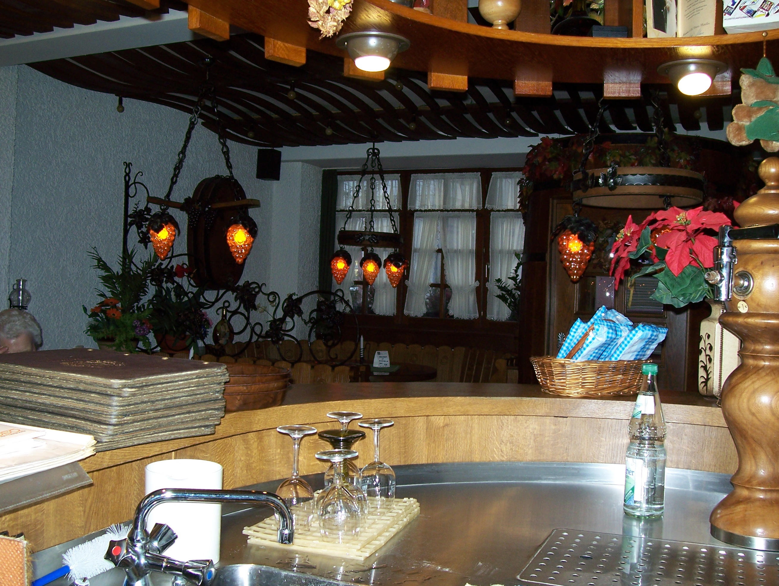 Blick in den Gastraum des "Woifässje"