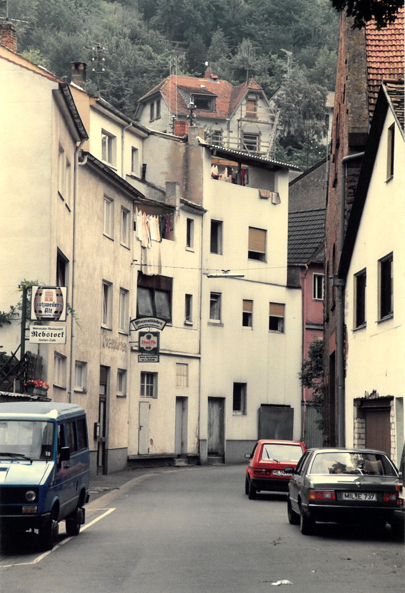 Blick in den Schluchtweg mit