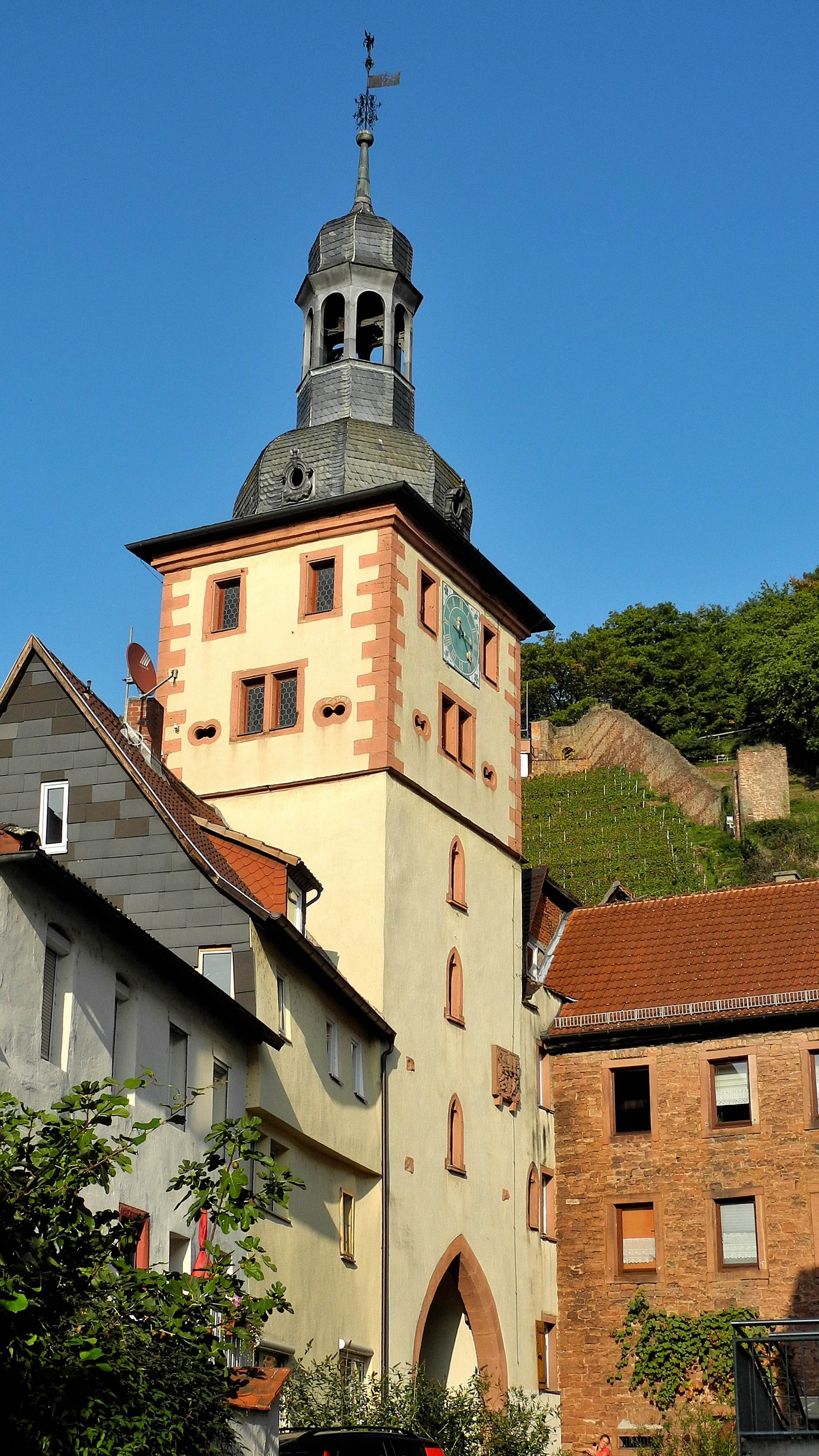 2014 100 Brunntorturm