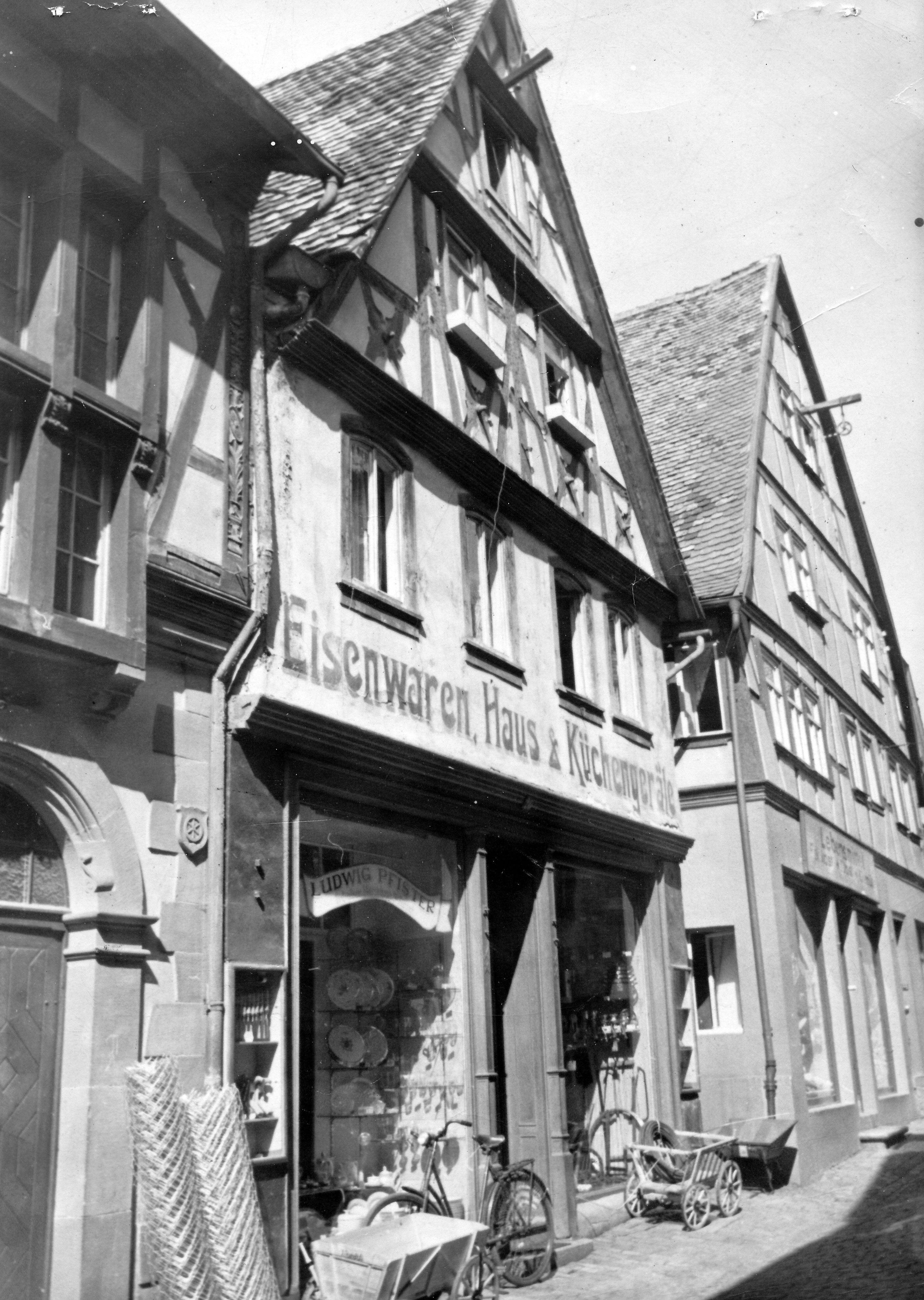 Die Hauptstraße 26