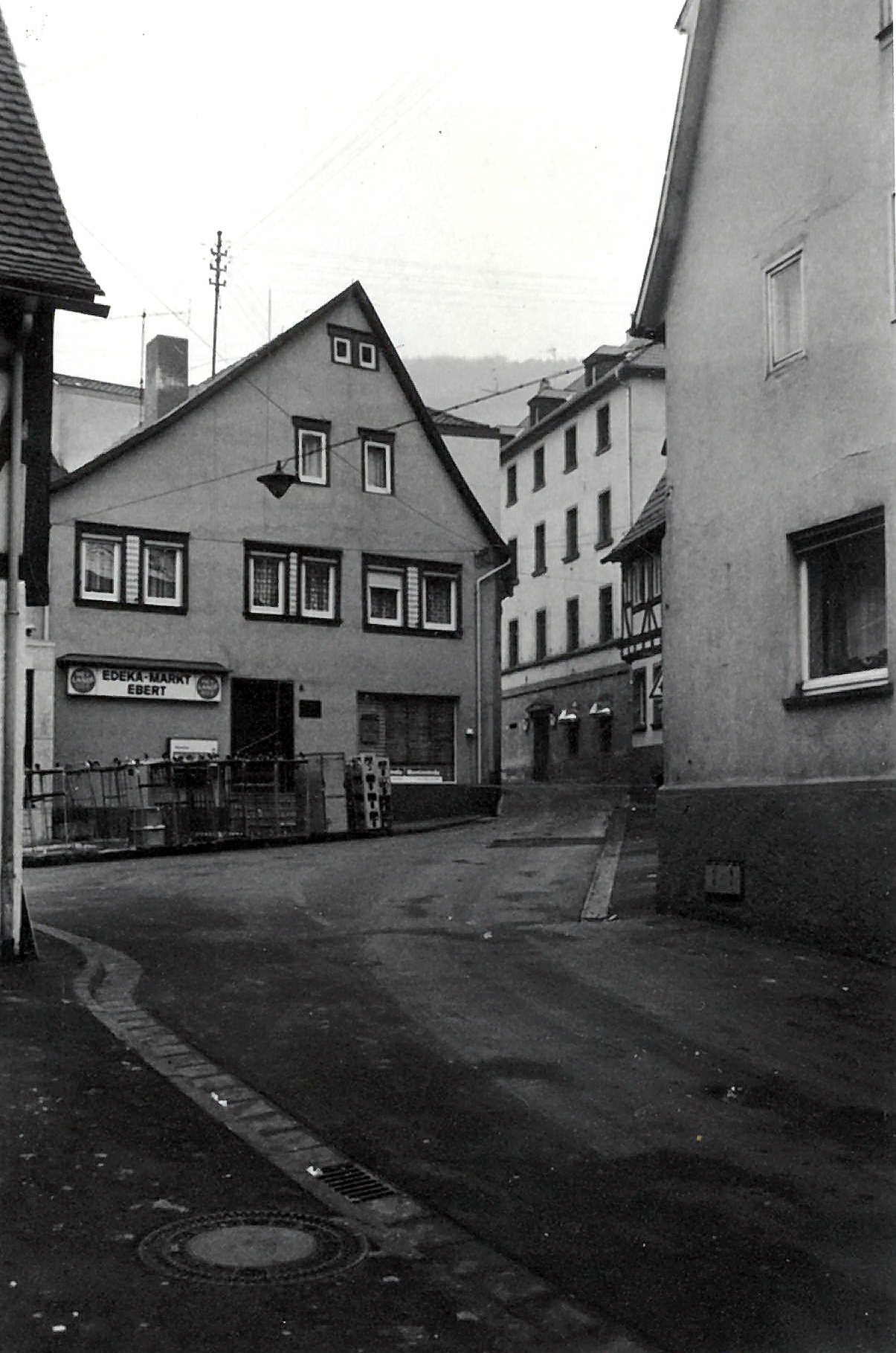 Hauptstraße 8