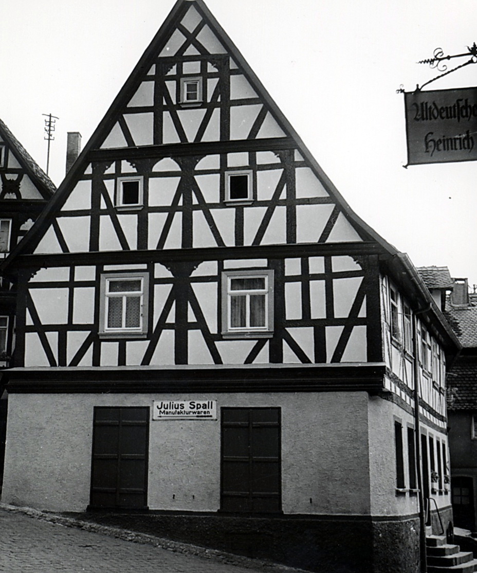 Die Kirchenstraße 2a vor dem Umbau zur Zahnarztpraxis