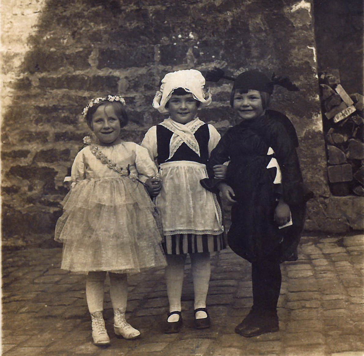 Kinder aus der Kirchenstraße