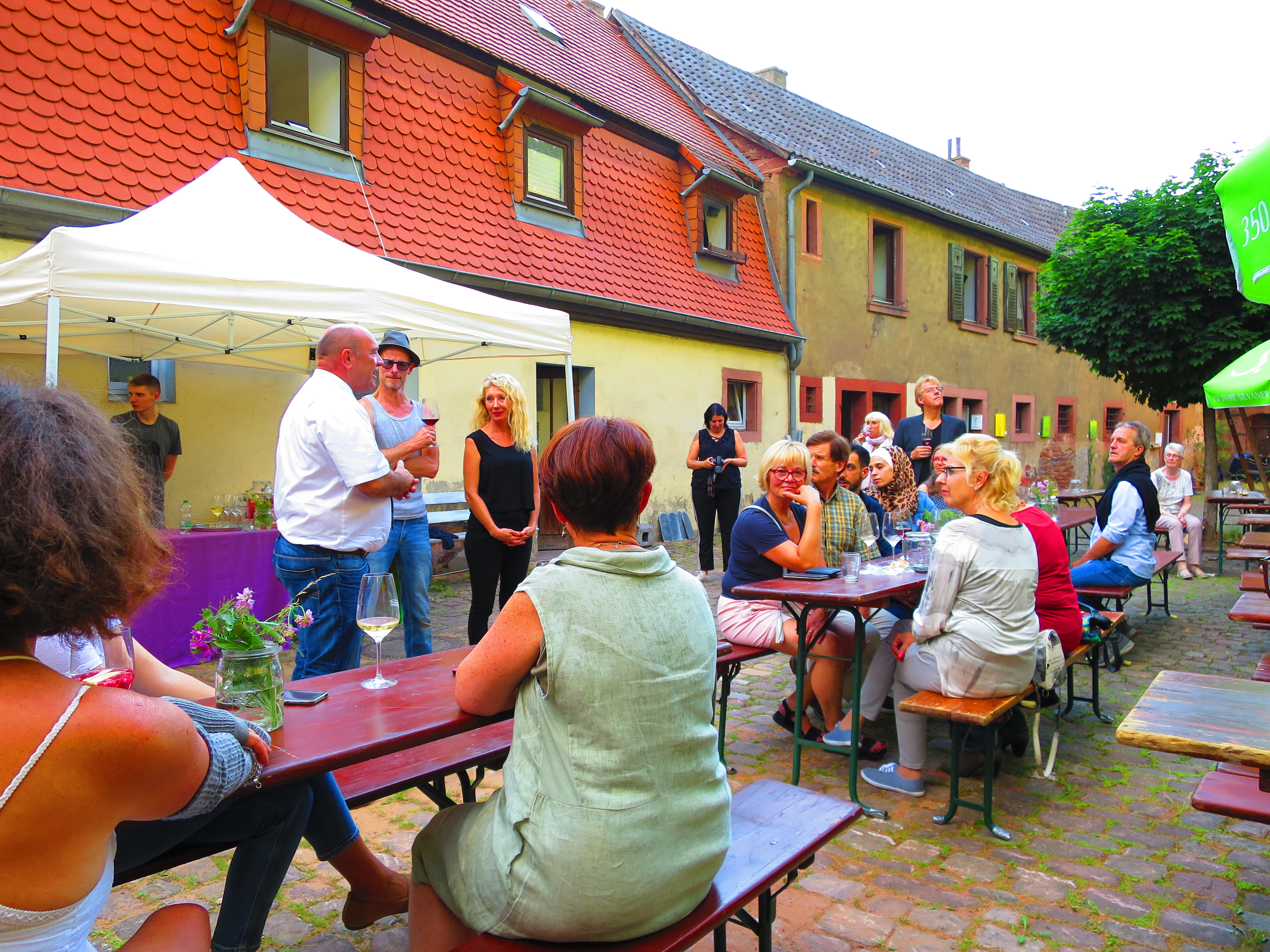 Künstlerfest im Hof des  "Alten Gefängnises"