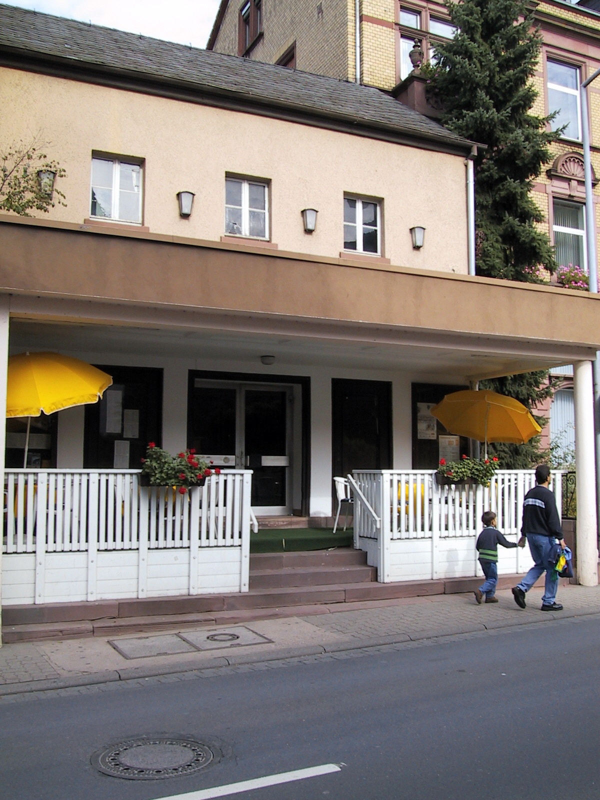 Der Eingangsbereich des Kinos im Jahr 2002