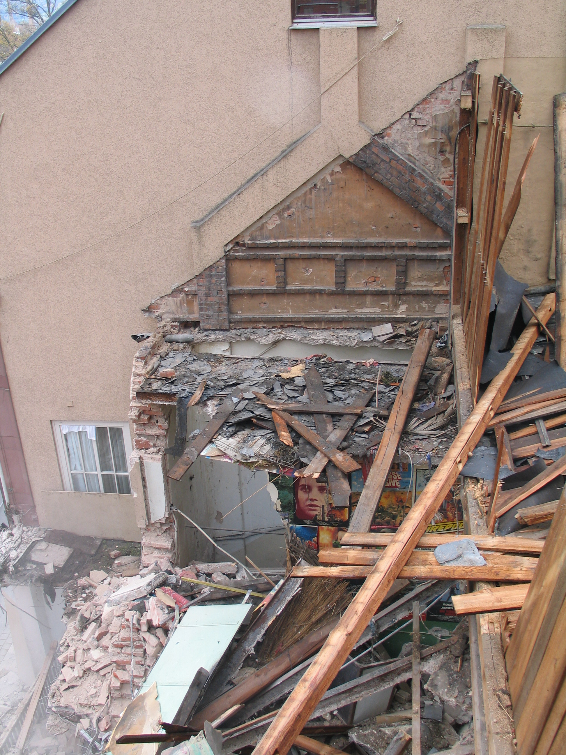 Nach wenigen Stunden ist vom Eingangsbereich nicht mehr viel zu sehen