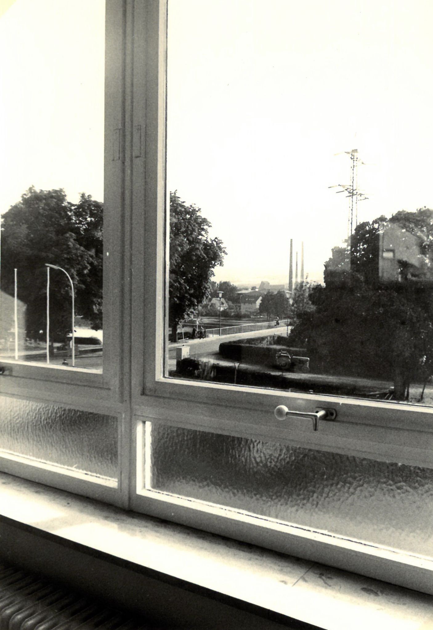 Blick aus dem neuen Erweiterungsbau der Volksschule
