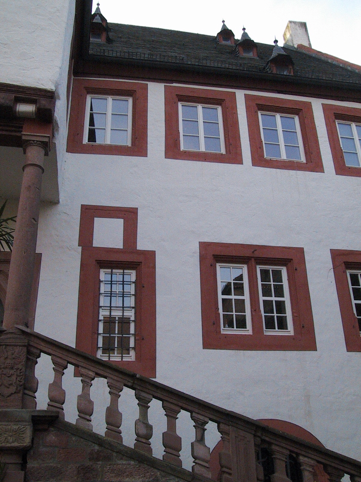 Teil der Ostfassade