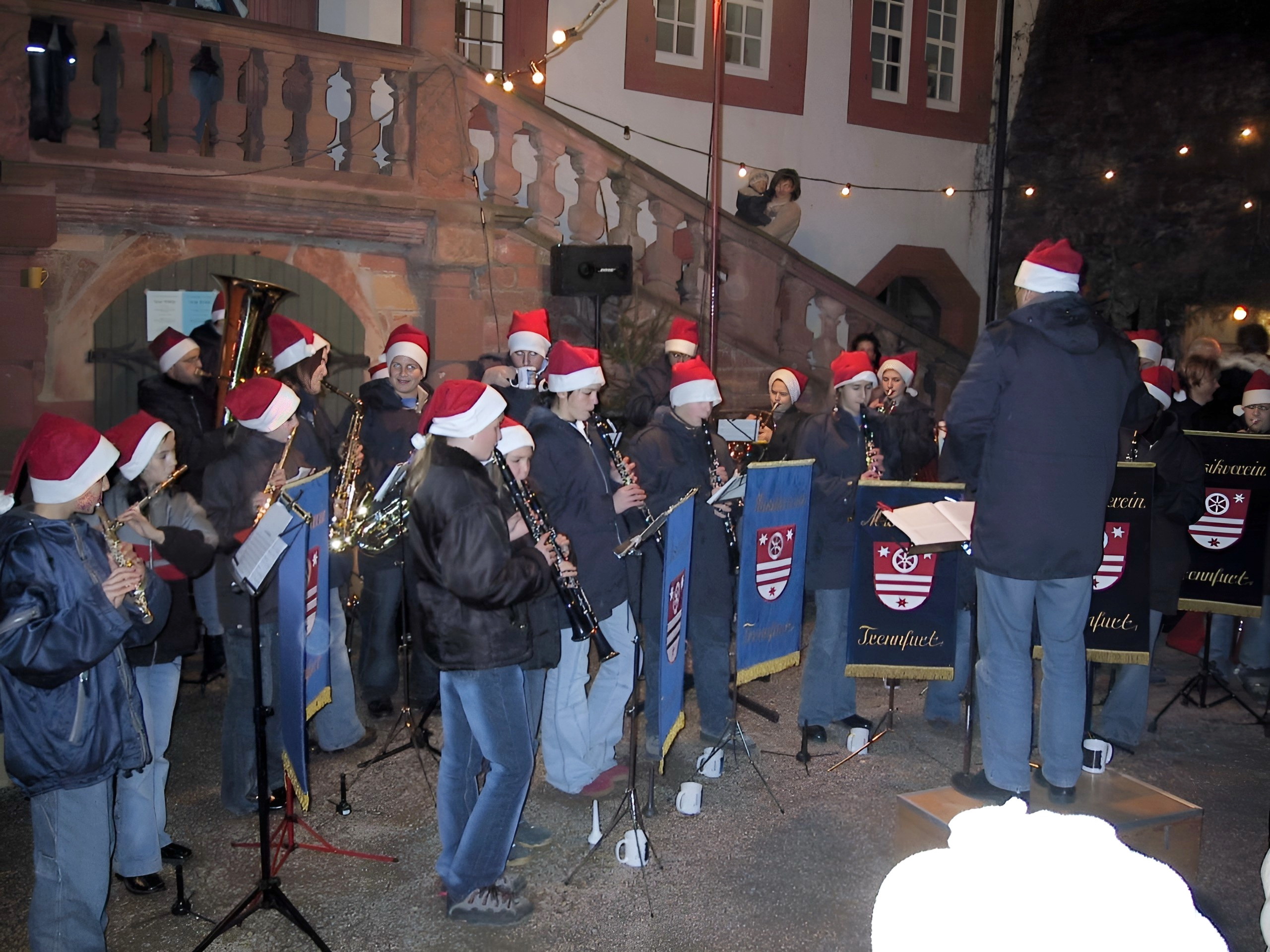 Weihnachtsmarkt im Schlosshof 2002