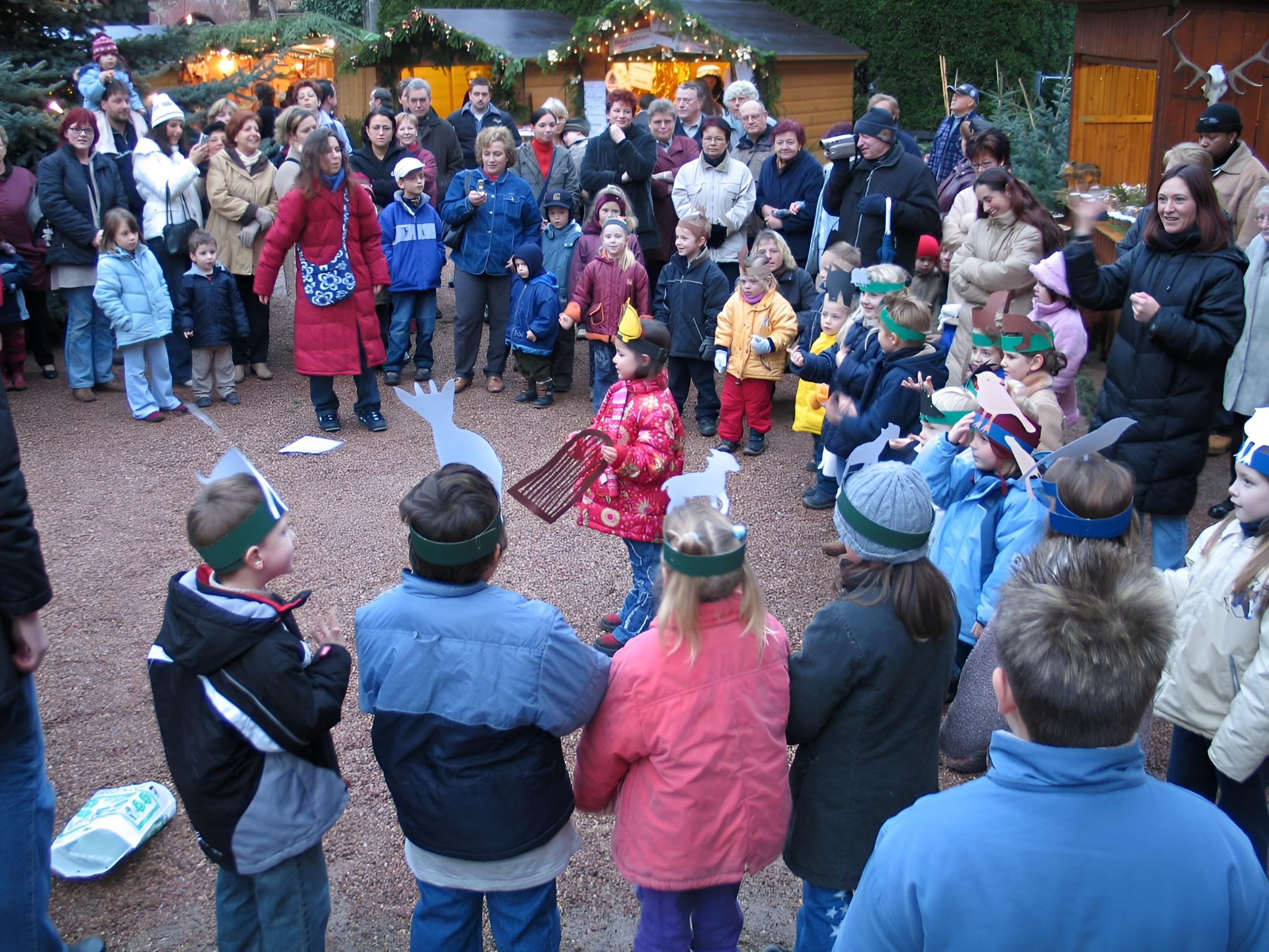 Weihnachtsmarkt im Schlosshof 2004