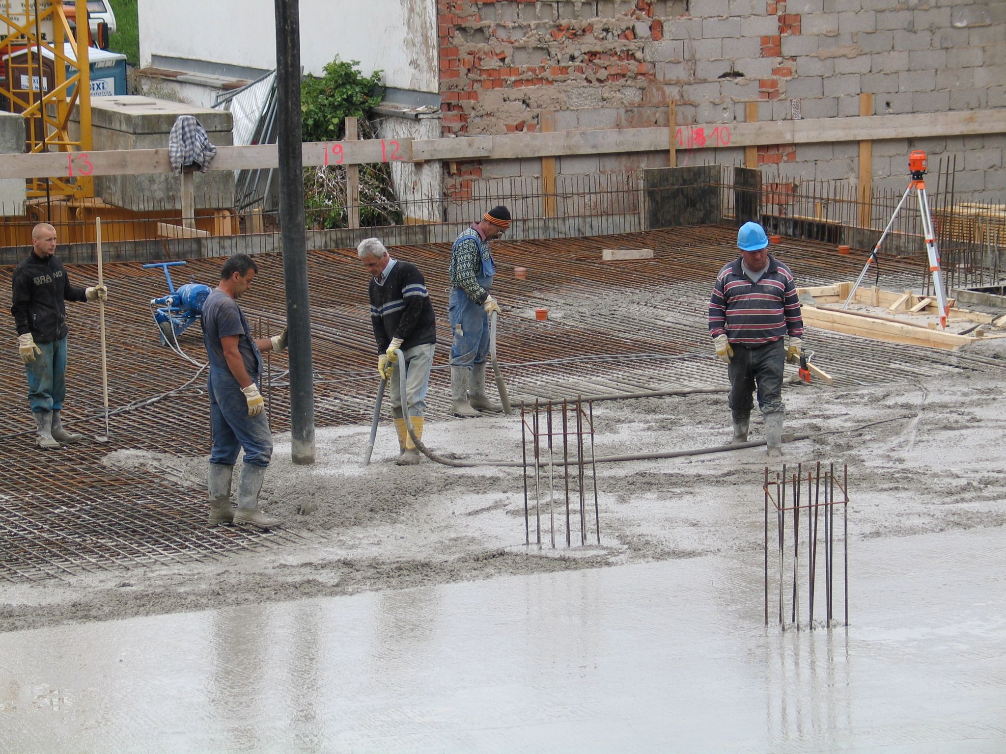 Betonieren der Bodenplatte