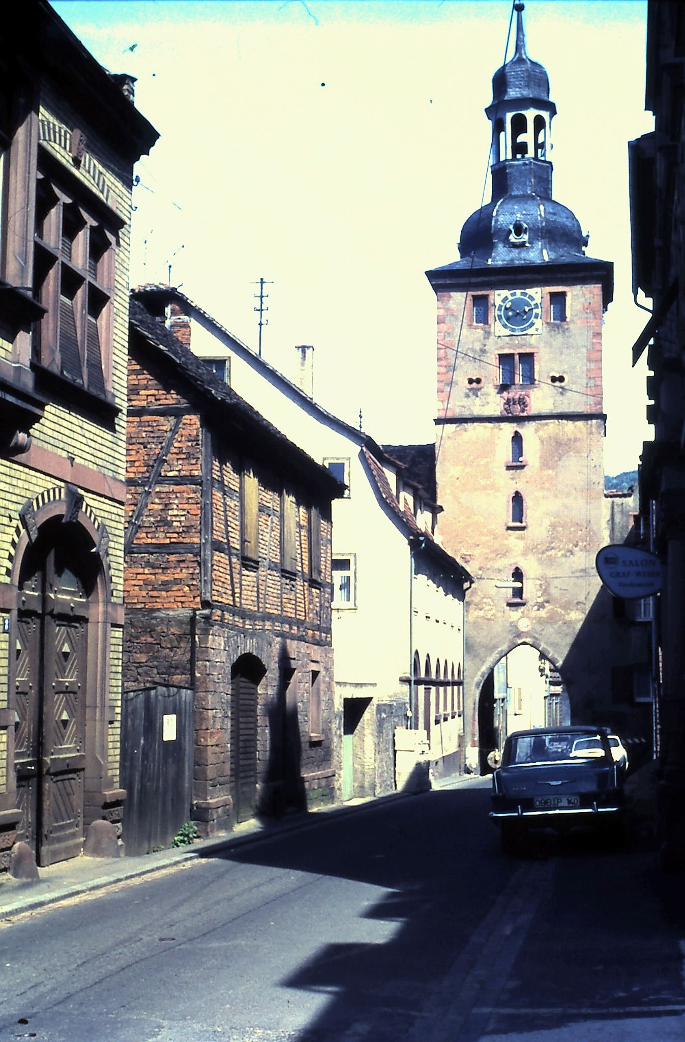 Blick in Richtung Brunntorturm