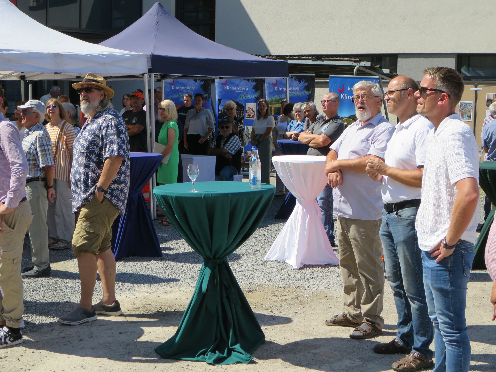 Beim Spatenstich zum Ausbau und Verbreiterung der Wilhelmstraße