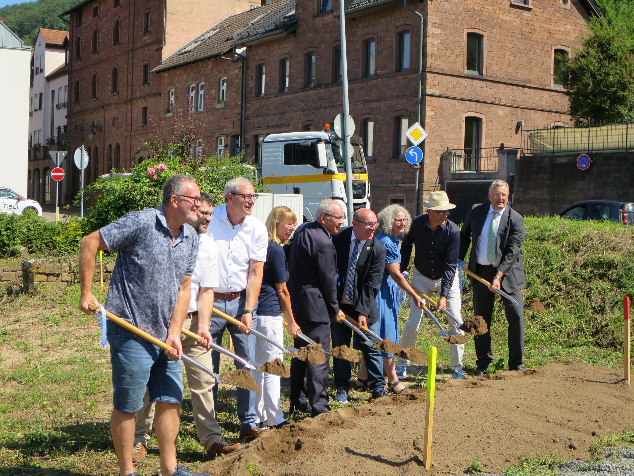 Spatenstich zum Ausbau und Verbreiterung der Wilhelmstraße