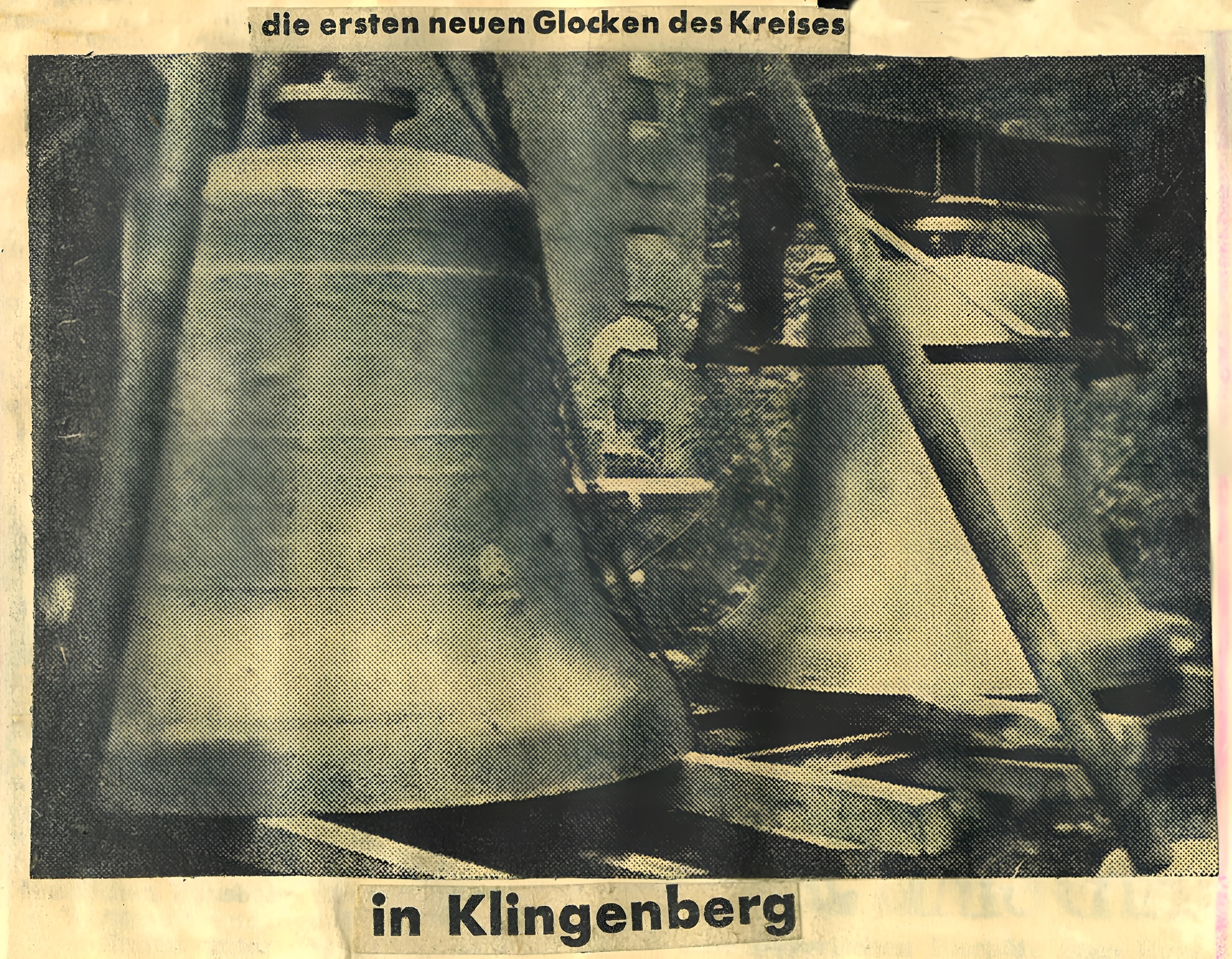 Zeitungsfoto zu den neuen Klingenberger Glocken