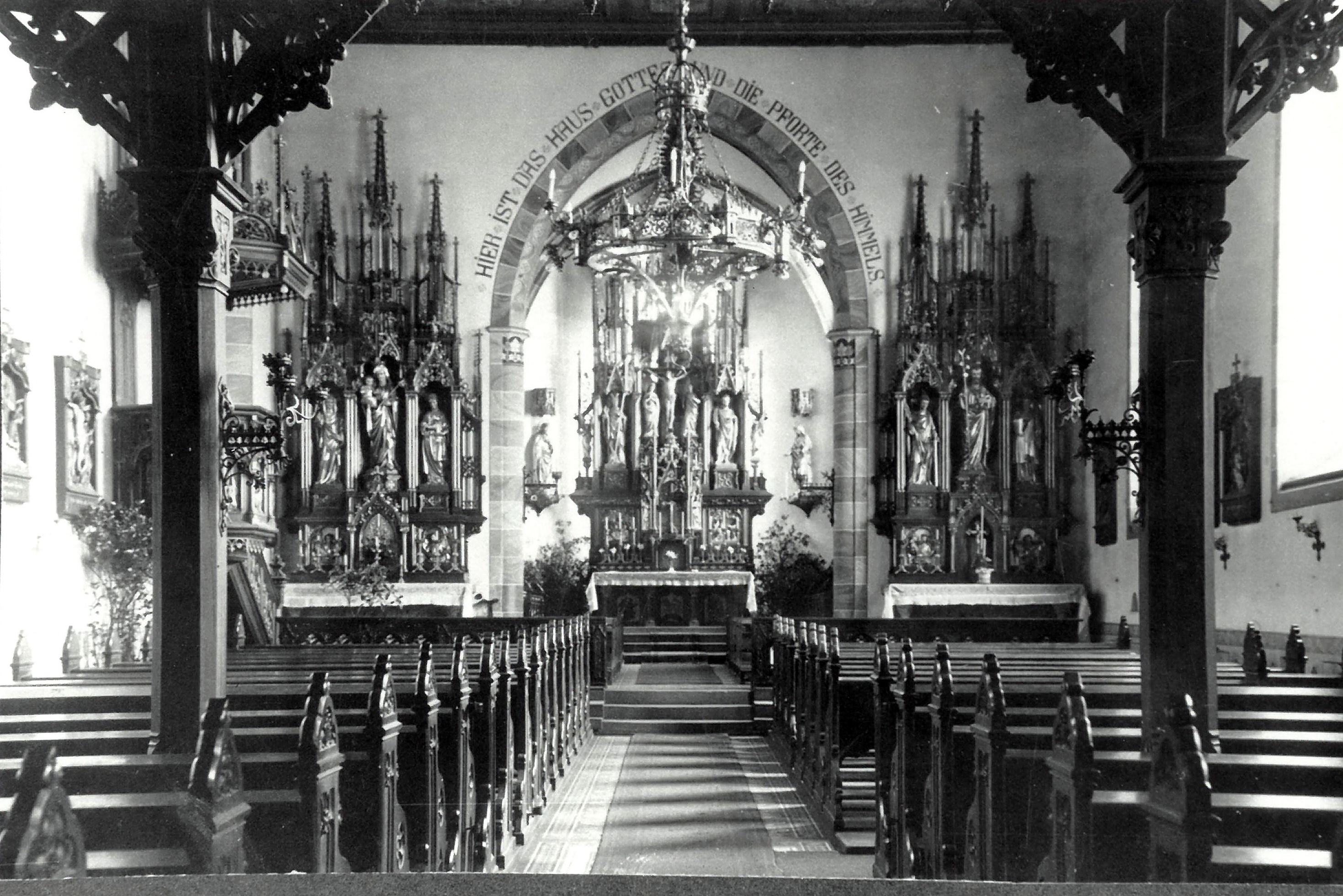 Innenansicht der Pfarrkirche St. Pankratius