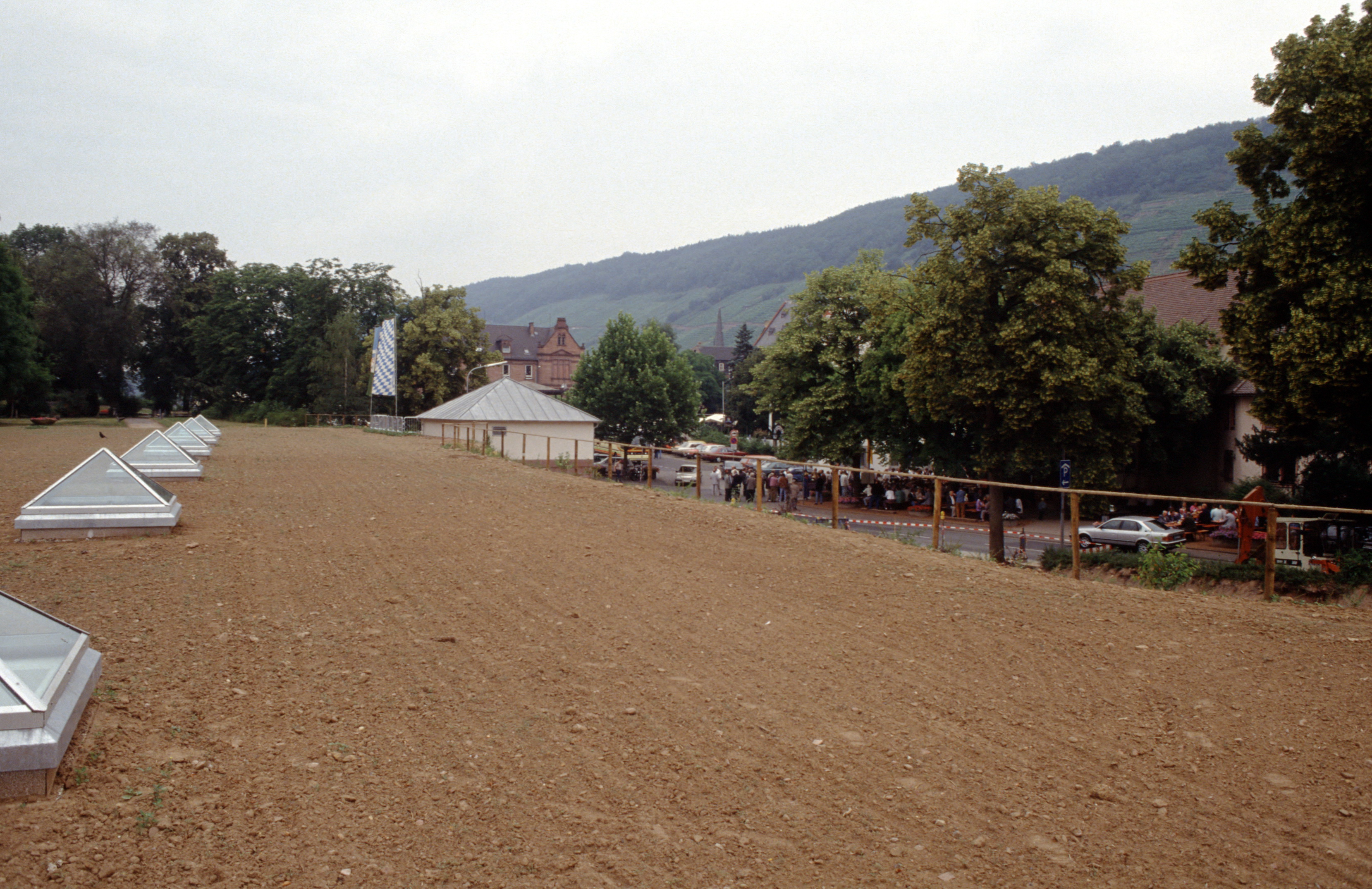 Frisch aufgeschüttet.