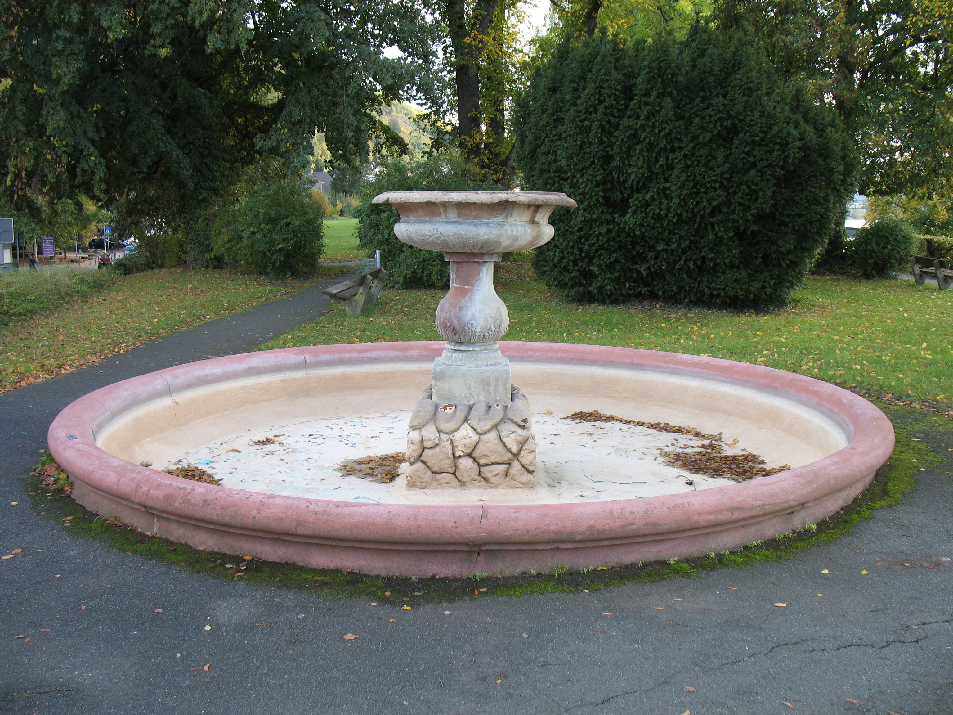 Der Brunnen auf dem Maindamm