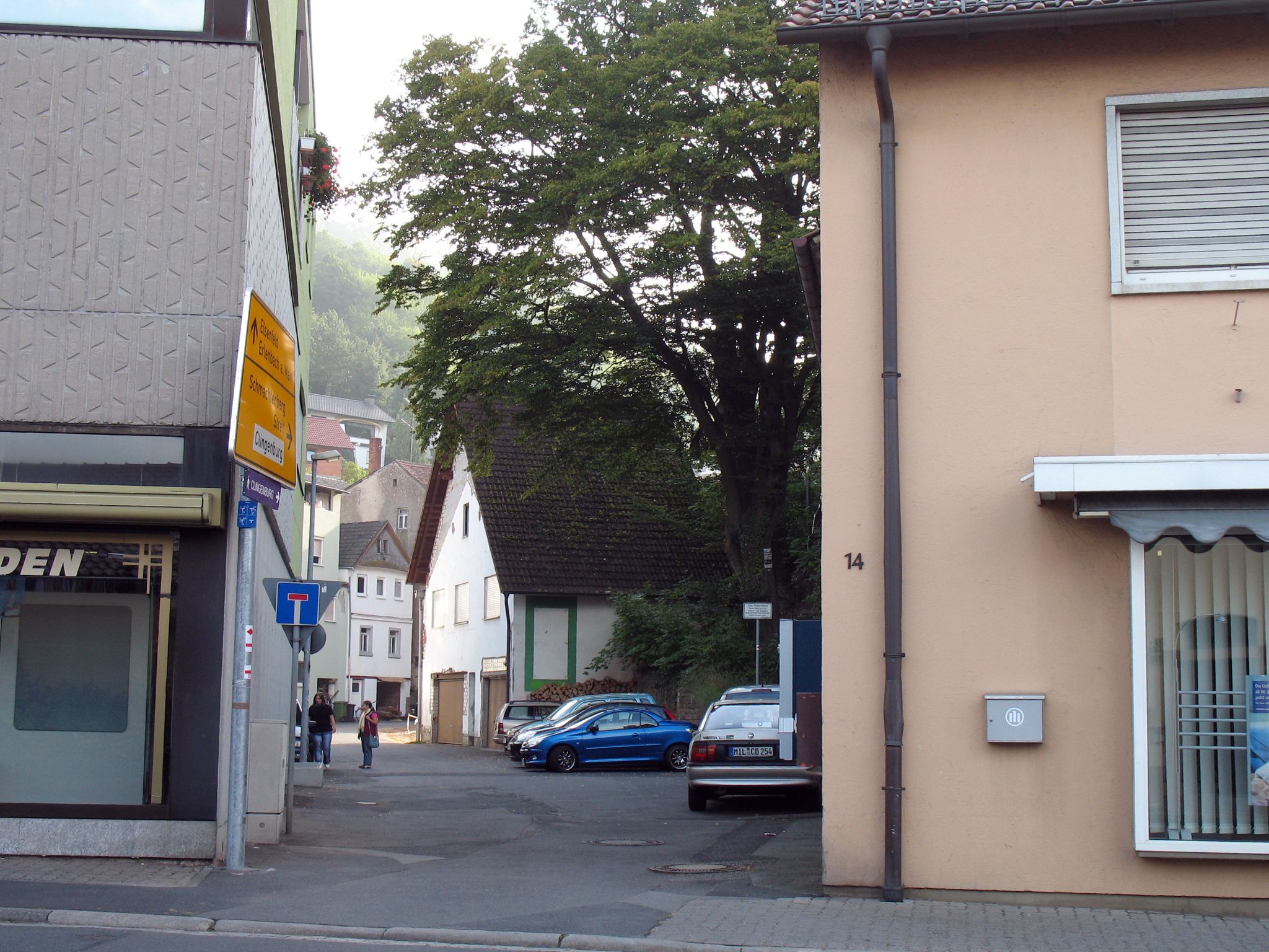 Eingang von der Rathausstraße