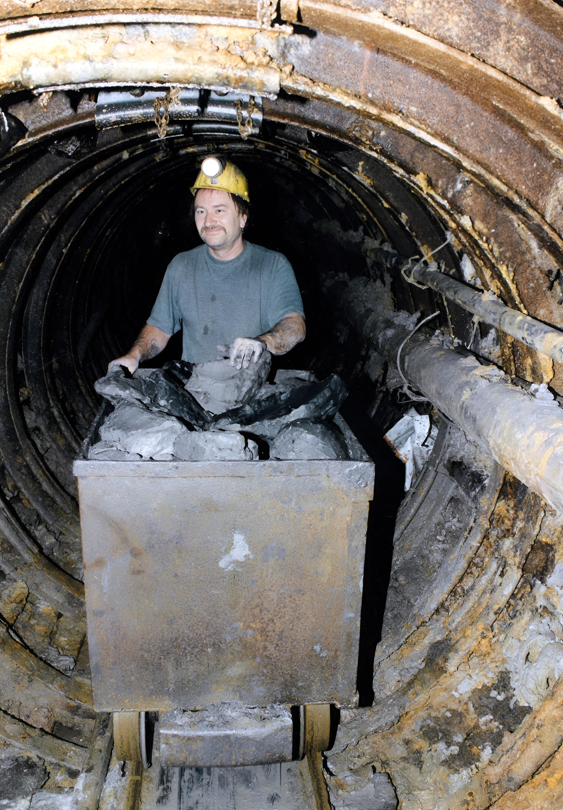 Karl Bock beim Ausfahren aus dem Bergwerk im Jahr 2000