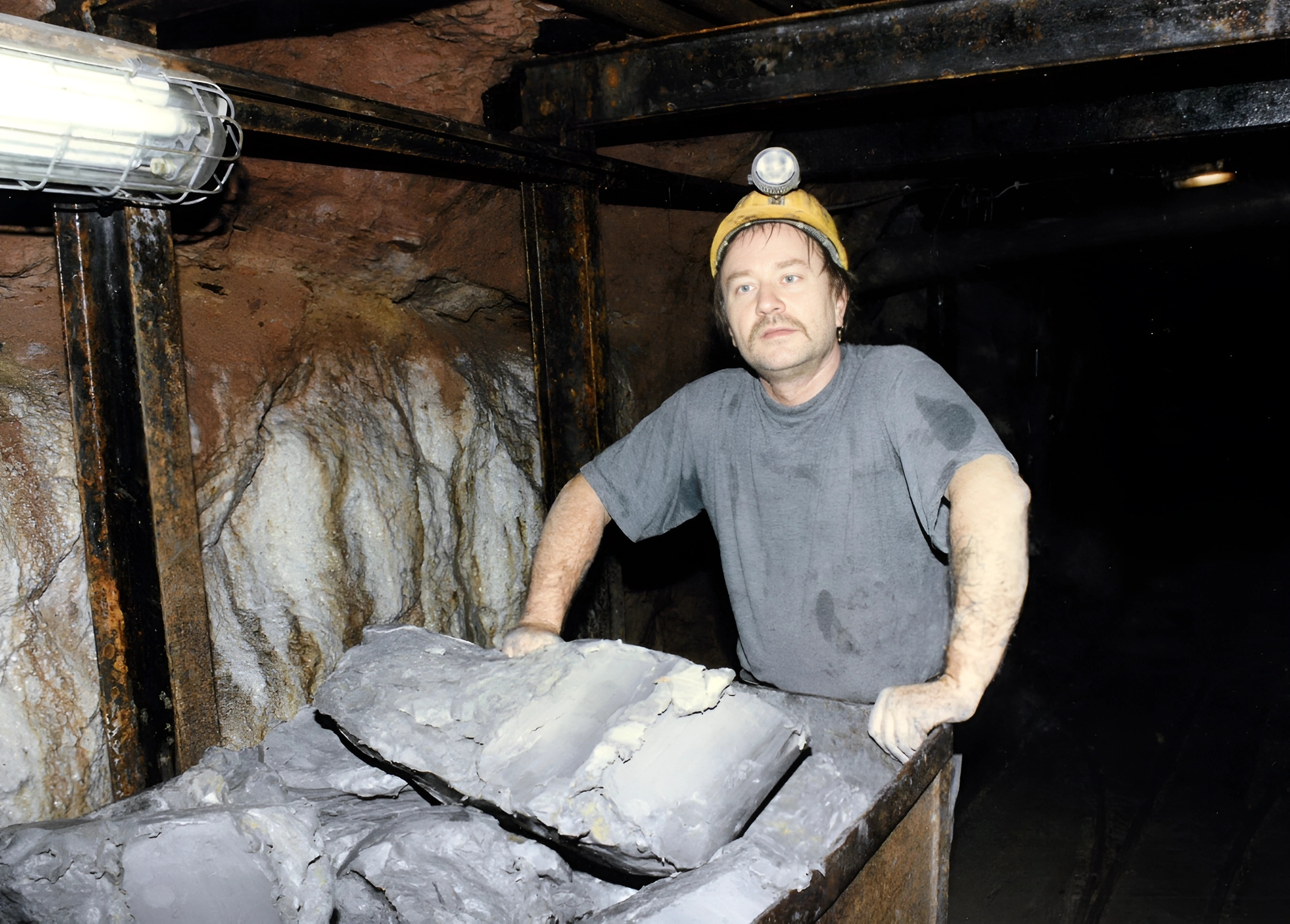 Karl Bock beim Ausfahren aus dem Bergwerk im Jahr 2000