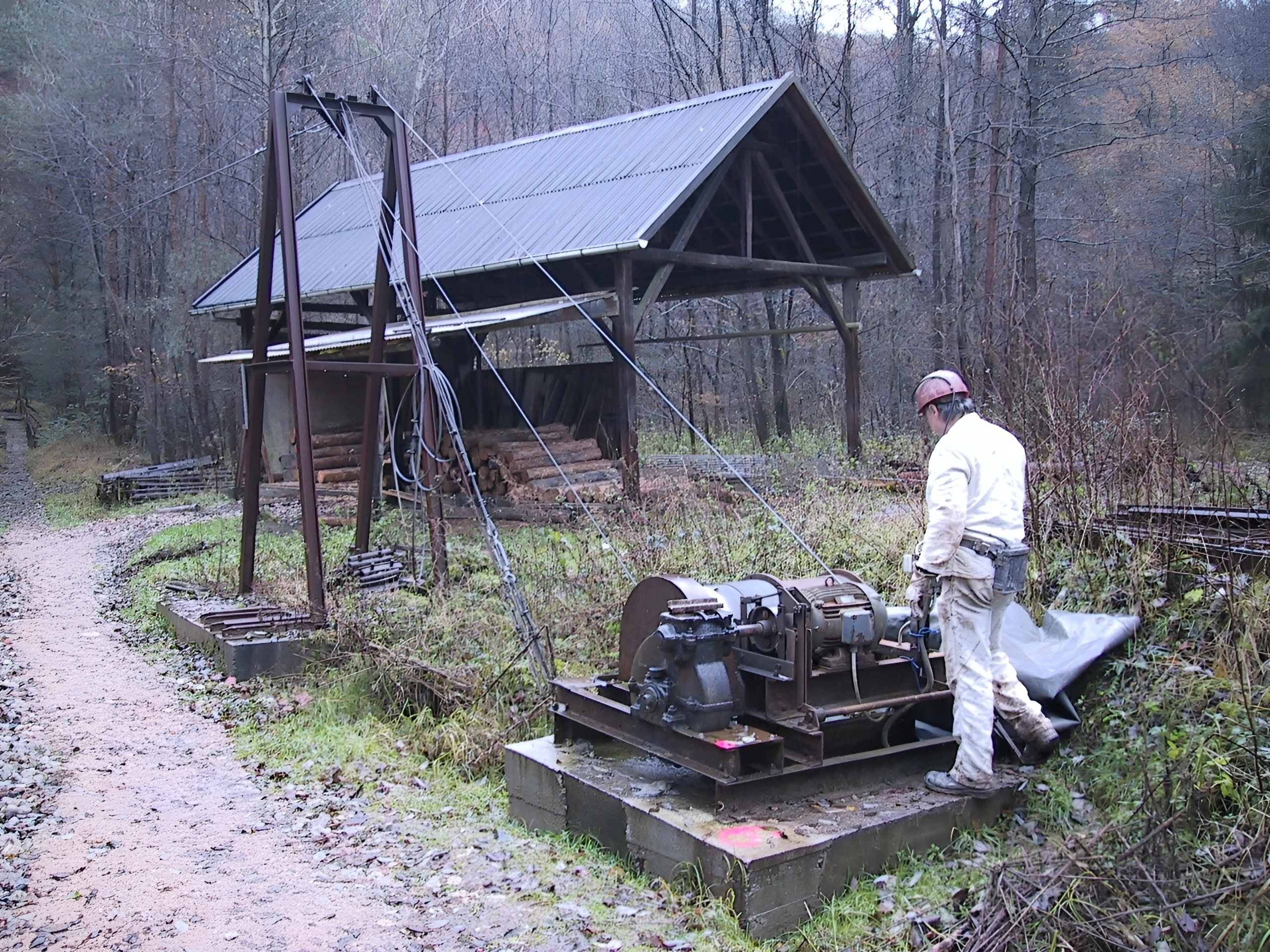 An der Entwässerungspumpe